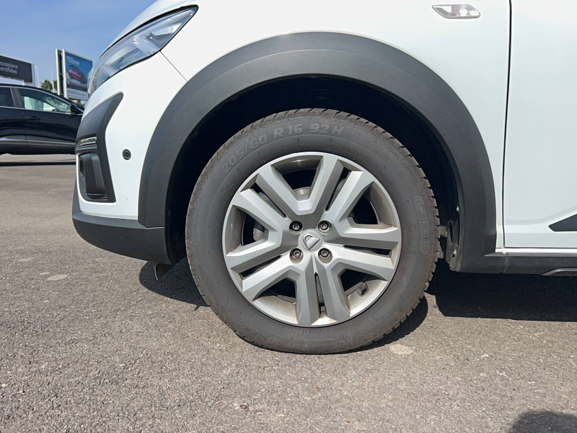 Vente en ligne Dacia Jogger  ECO-G 100 5 places au prix de 15 900 €