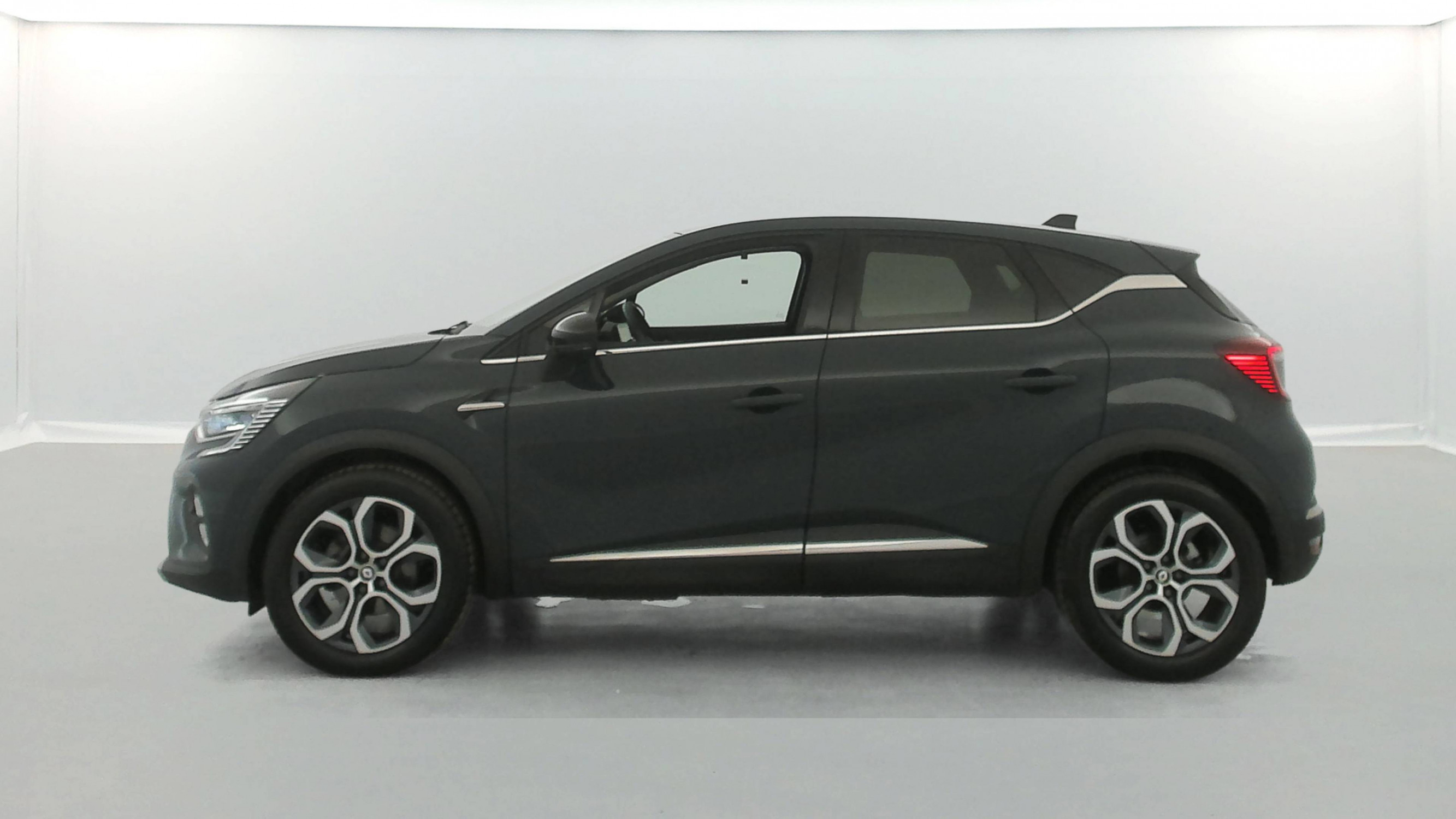 Vente en ligne Renault Captur  E-Tech full hybrid 145 au prix de 20 690 €