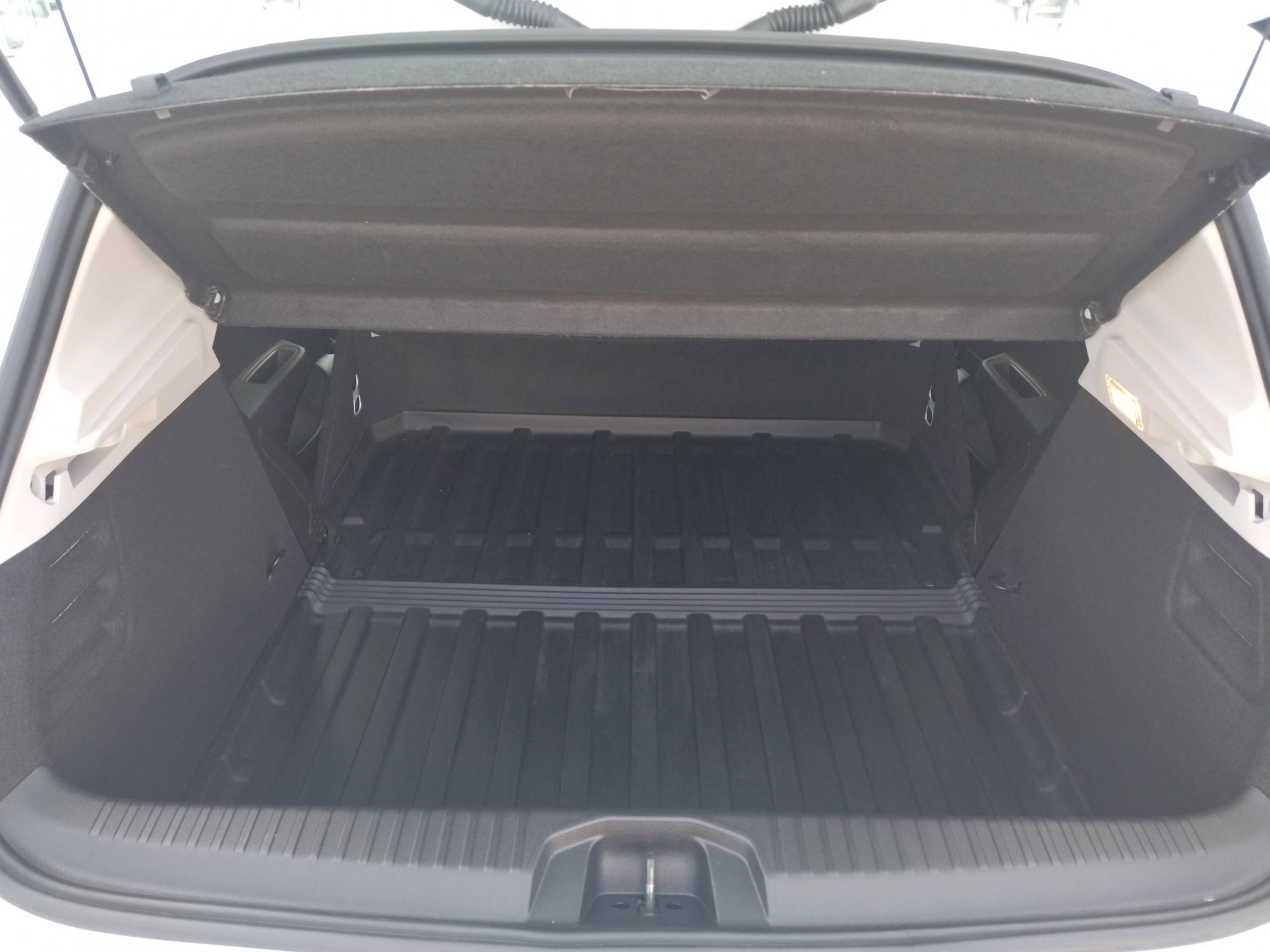 Vente en ligne Renault Clio 5 CLIO SOCIETE BLUE DCI 100 - 21N au prix de 12 061 €
