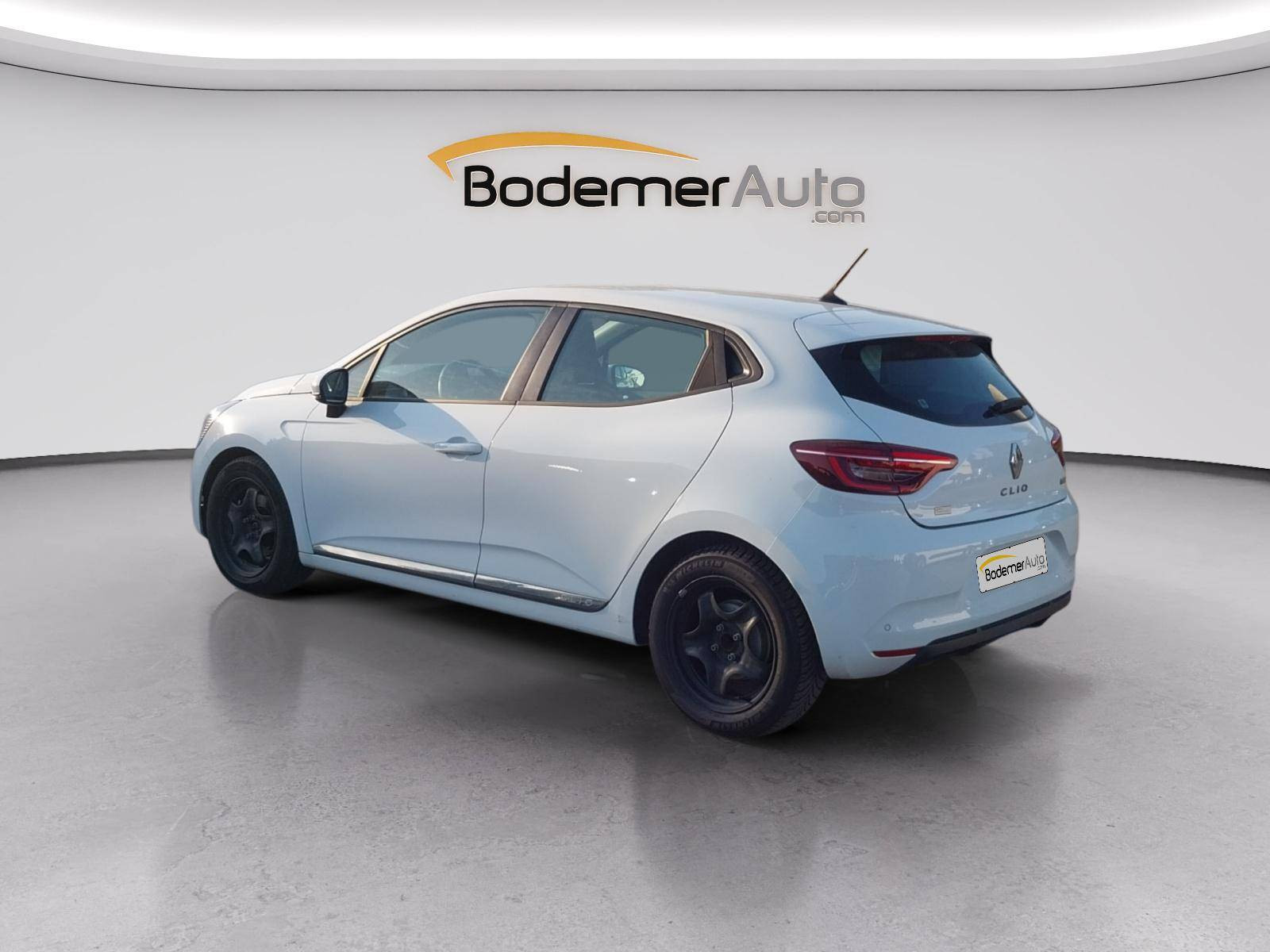 Vente en ligne Renault Clio 5 CLIO SOCIETE E-TECH 140 - 21N au prix de 13 290 €