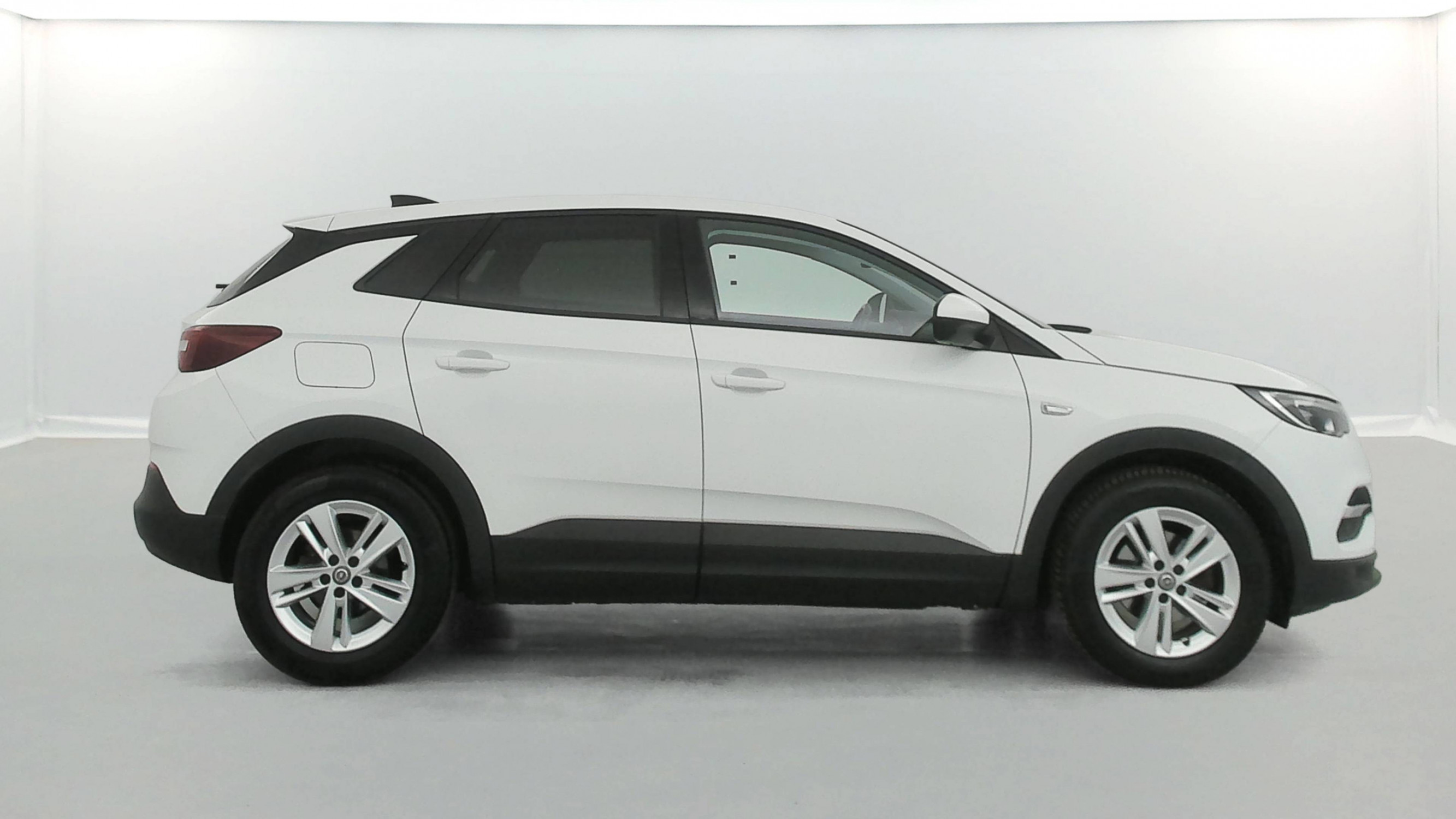 Vente en ligne Opel Grandland X  1.5 Diesel 130 ch BVA8 au prix de 14 890 €