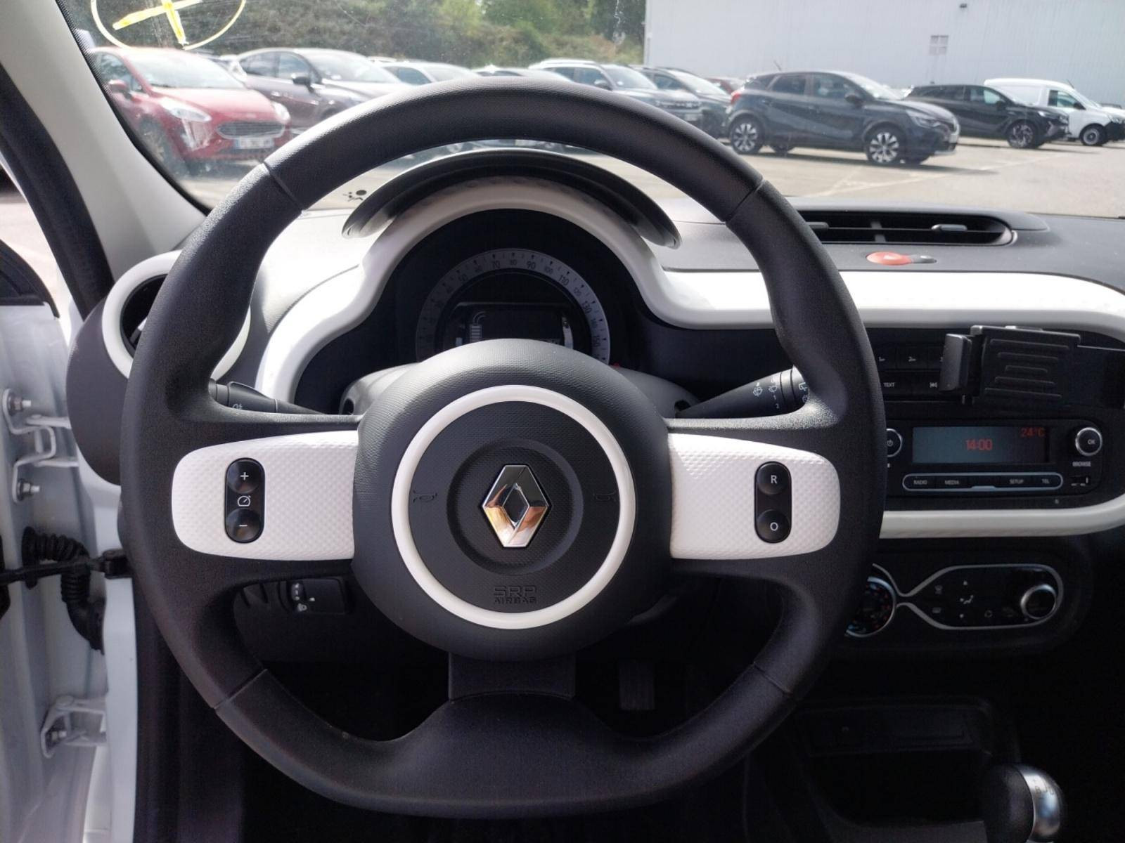 Vente en ligne Renault Twingo Electrique Twingo III E-Tech au prix de 12 990 €