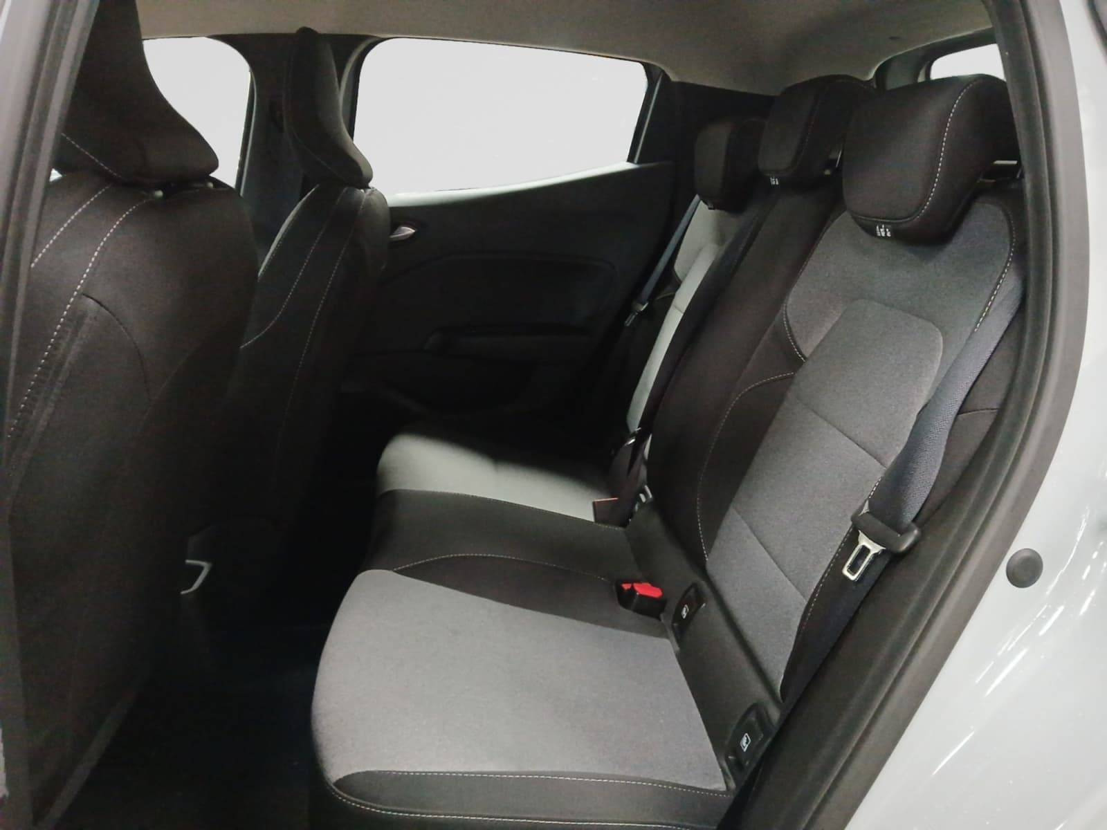 Vente en ligne Renault Clio 5 Clio Blue dCi 100 ch GSR2 au prix de 18 990 €