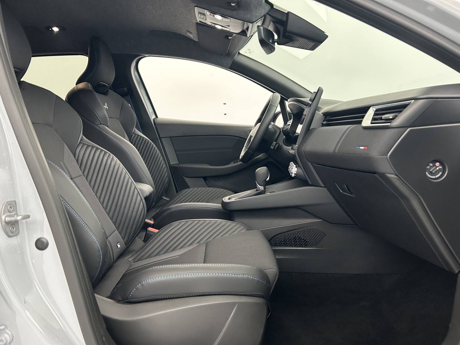 Vente en ligne Renault Clio 5 Clio E-Tech full hybrid 145 ch GSR2 au prix de 23 890 €