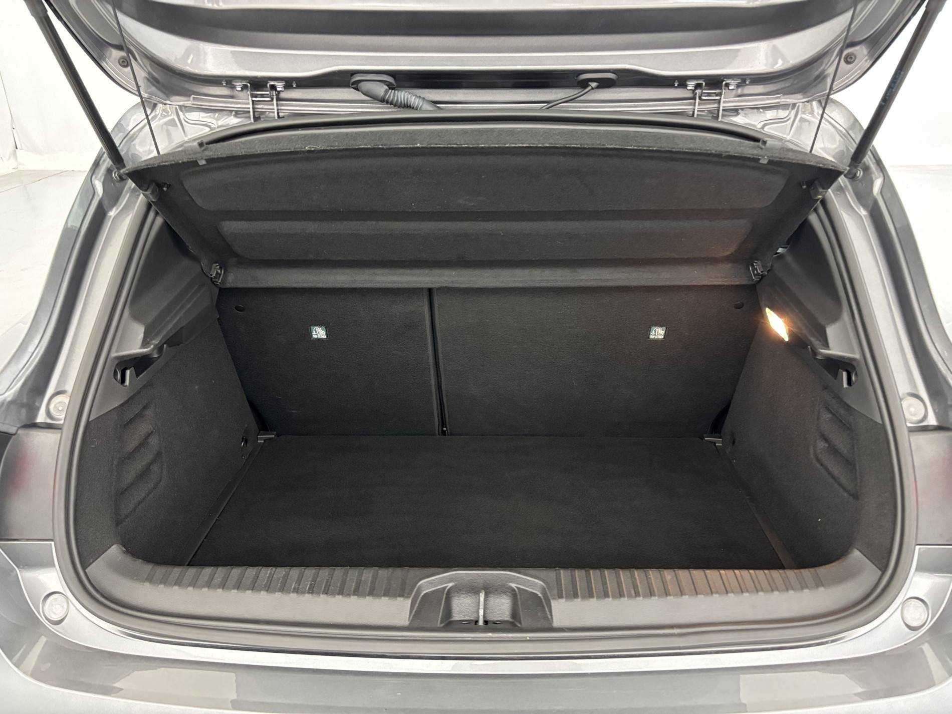 Vente en ligne Renault Clio 5 Clio TCe 90 au prix de 13 790 €