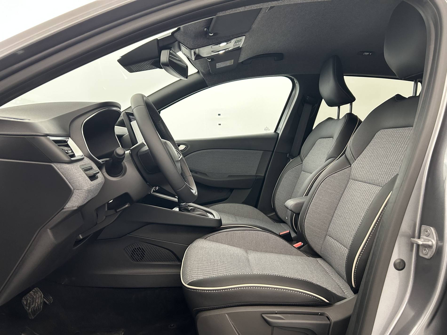 Vente en ligne Renault Clio 5 Clio E-Tech full hybrid 145 ch GSR2 au prix de 22 990 €
