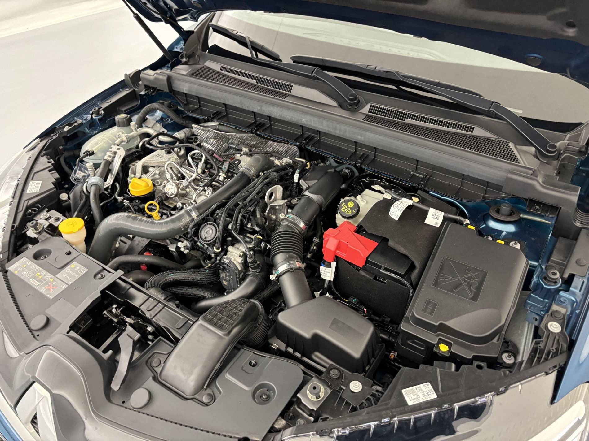 Vente en ligne Renault Arkana  mild hybrid 140 EDC FAP - 22 au prix de 18 990 €