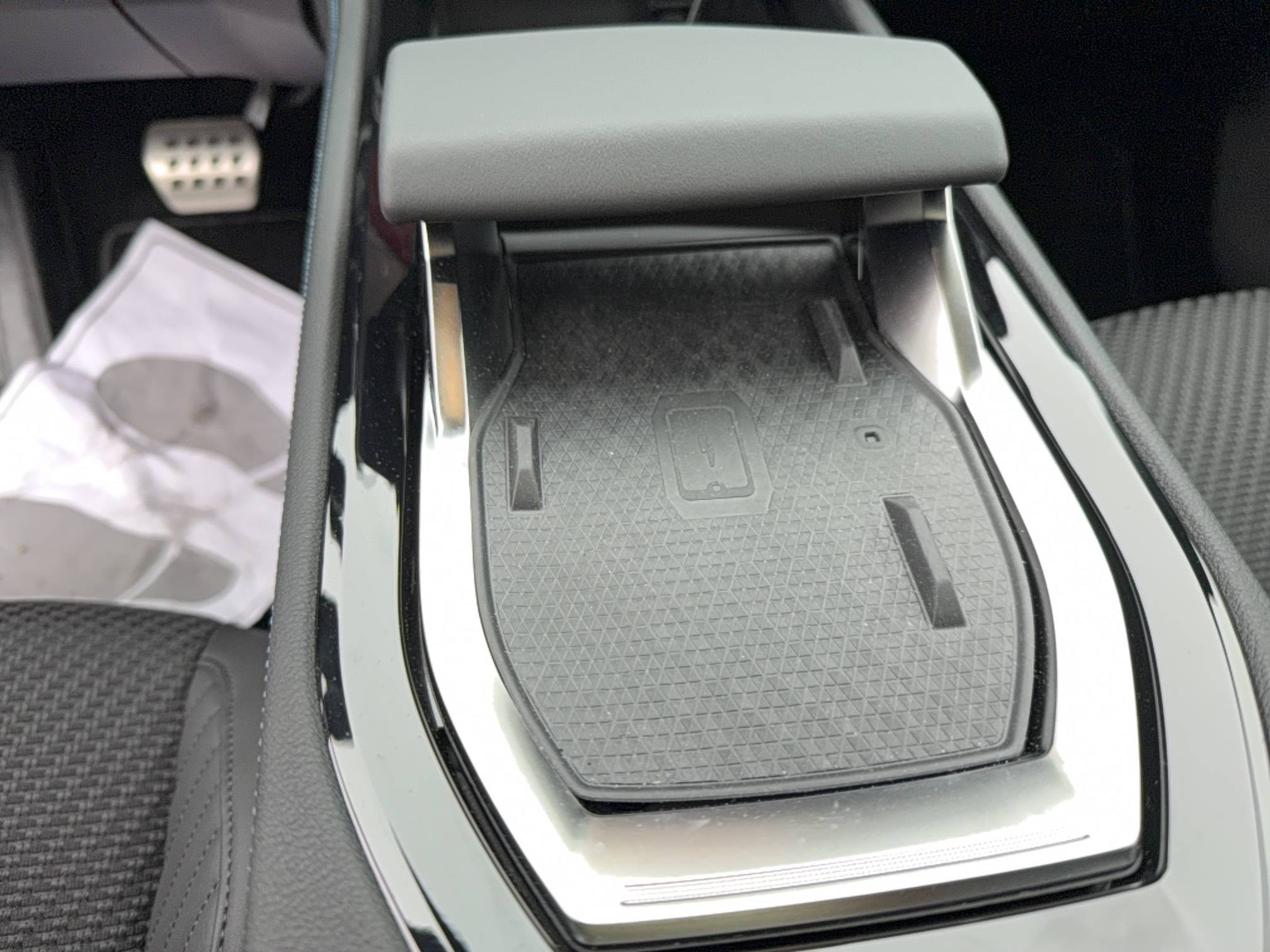 Vente en ligne Renault Espace Espace full hybrid E-Tech 200 ch 7pl au prix de 49 480 €