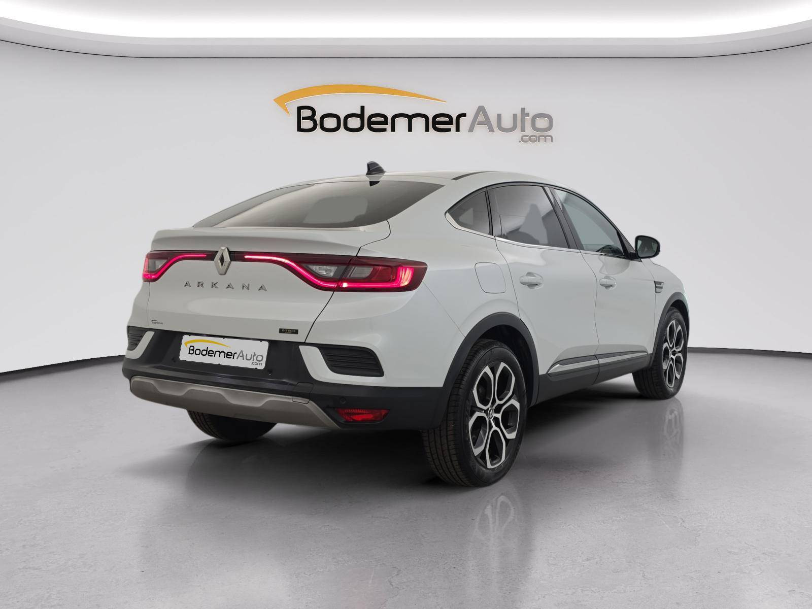 Vente en ligne Renault Arkana  E-Tech hybride 145 - 22 au prix de 21 990 €