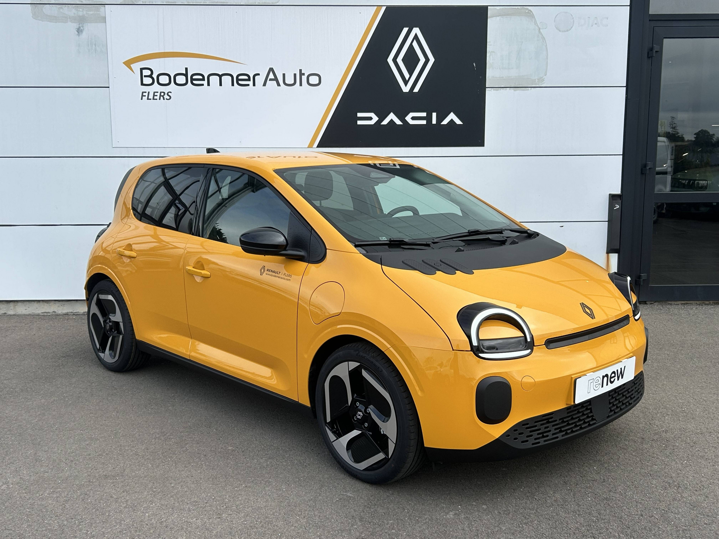 Vente en ligne Renault Twingo Electrique  80 ch autonomie urbaine au prix de 21 780 €