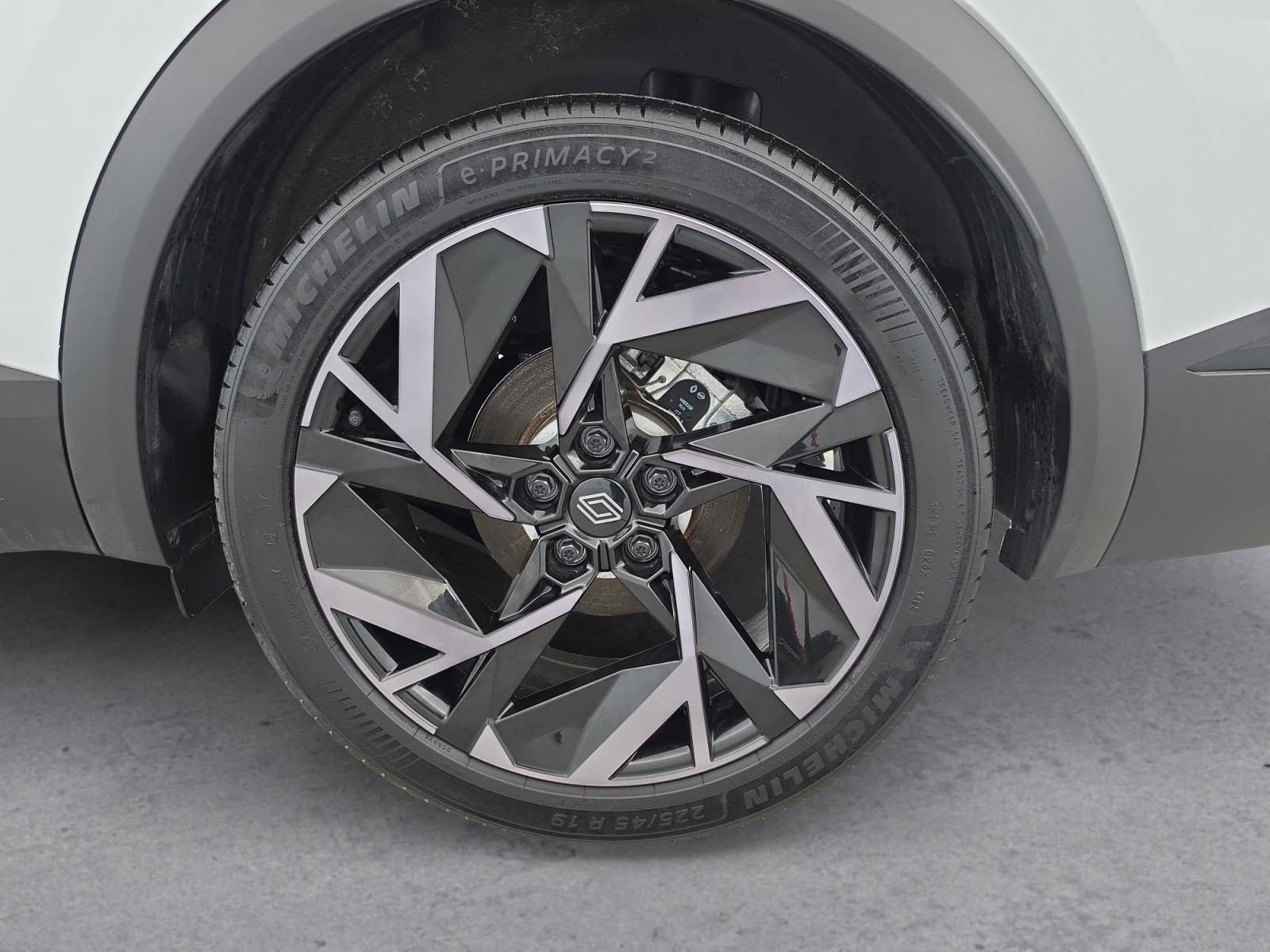 Vente en ligne Renault Symbioz  E-Tech full hybrid 145 au prix de 27 990 €