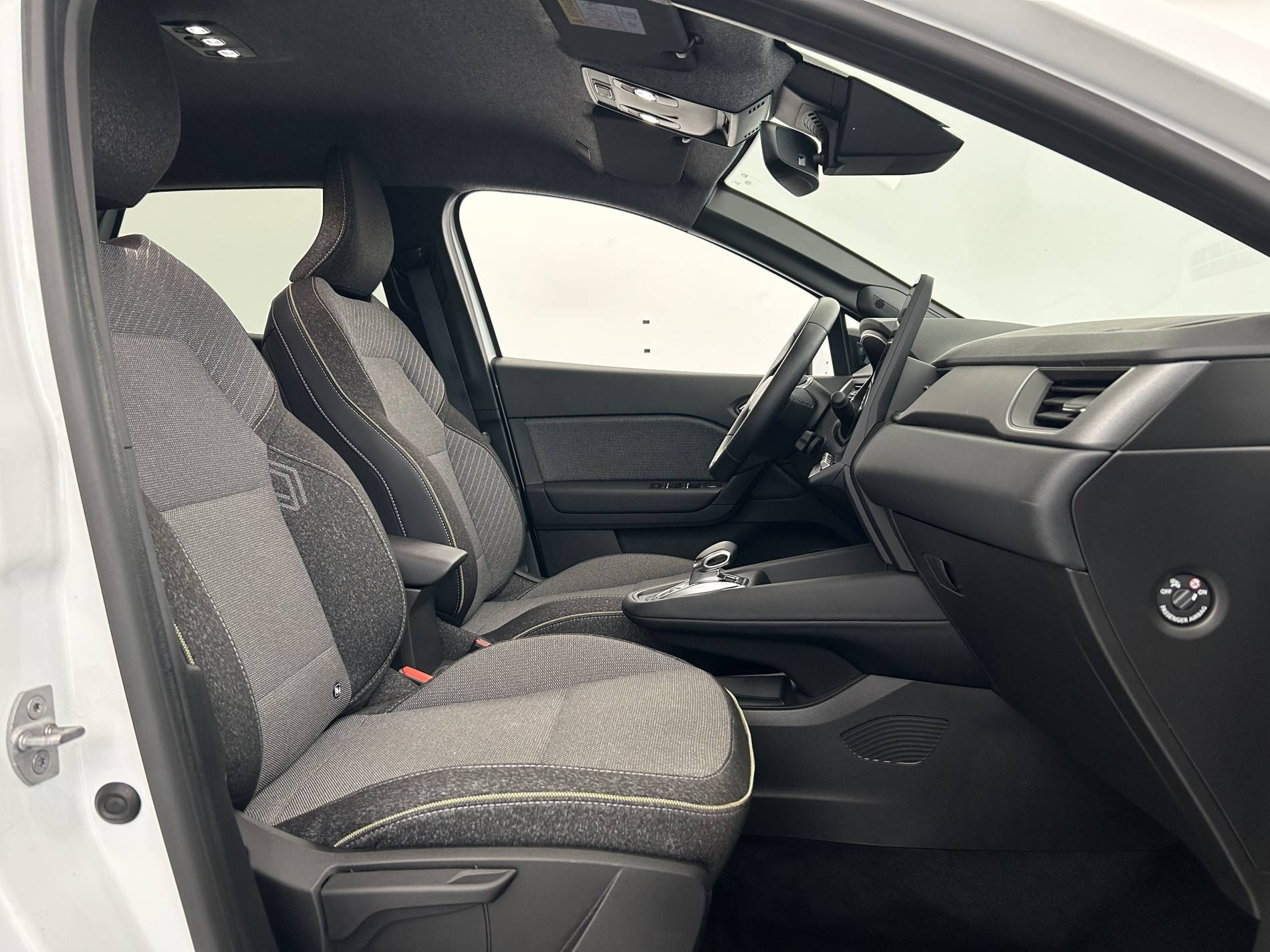Vente en ligne Renault Symbioz  E-Tech full hybrid 145 au prix de 27 600 €