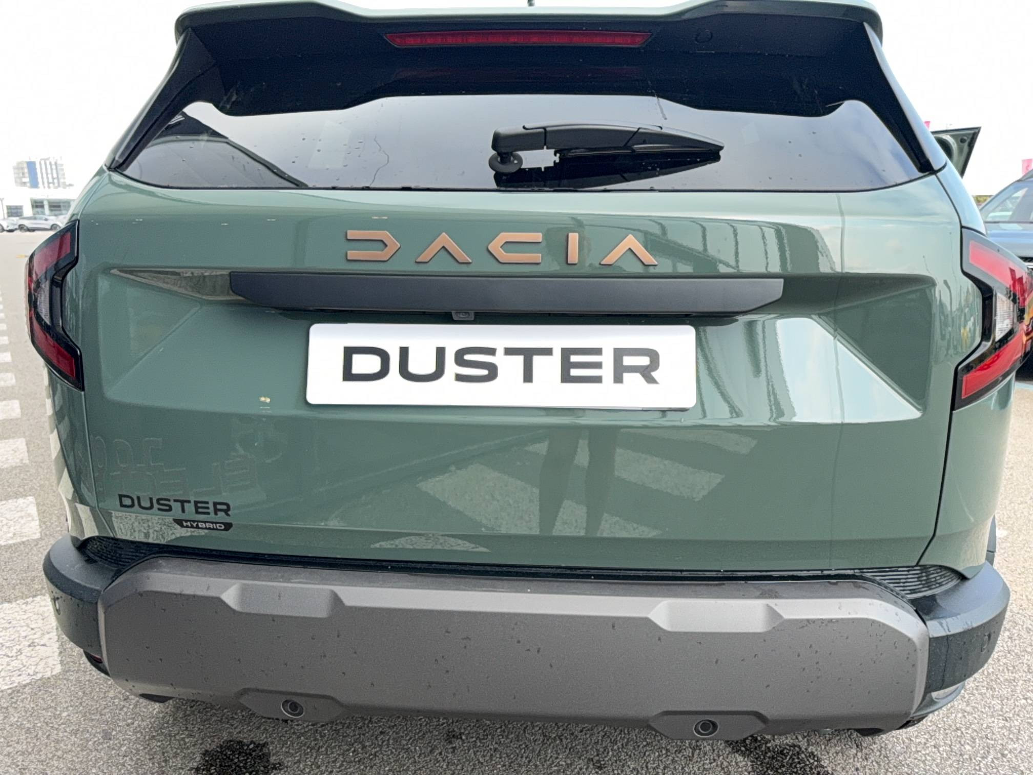 Vente en ligne Dacia Duster  Hybrid 155 au prix de 28 500 €