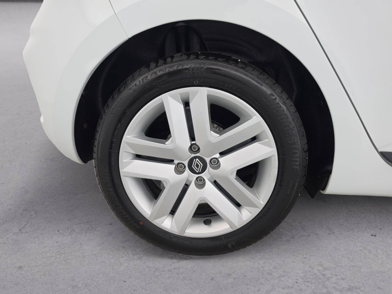 Vente en ligne Renault Clio 5 Clio TCe 90 ch GSR2 au prix de 15 790 €