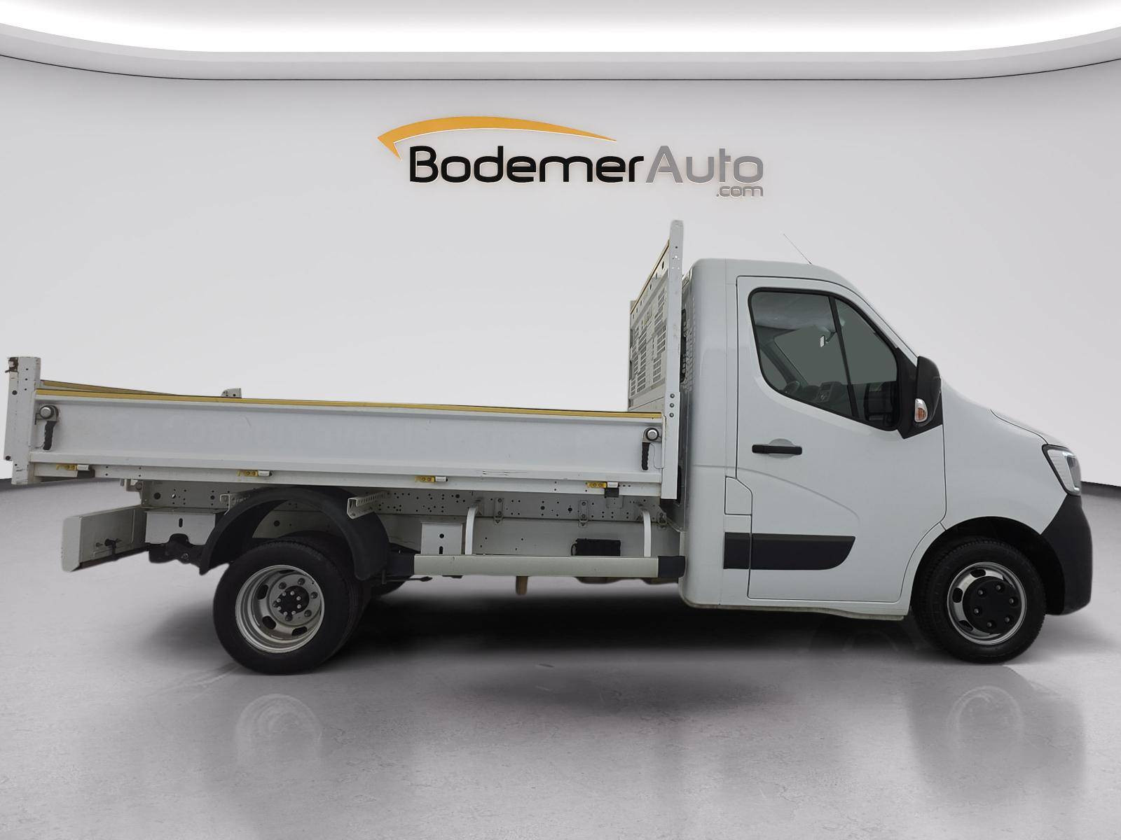 Vente en ligne Renault Master 3 Châssis Cabine MASTER CC PROP RJ3500 L2 PAFC BLUE DCI 130 EURO VI au prix de 32 900 €
