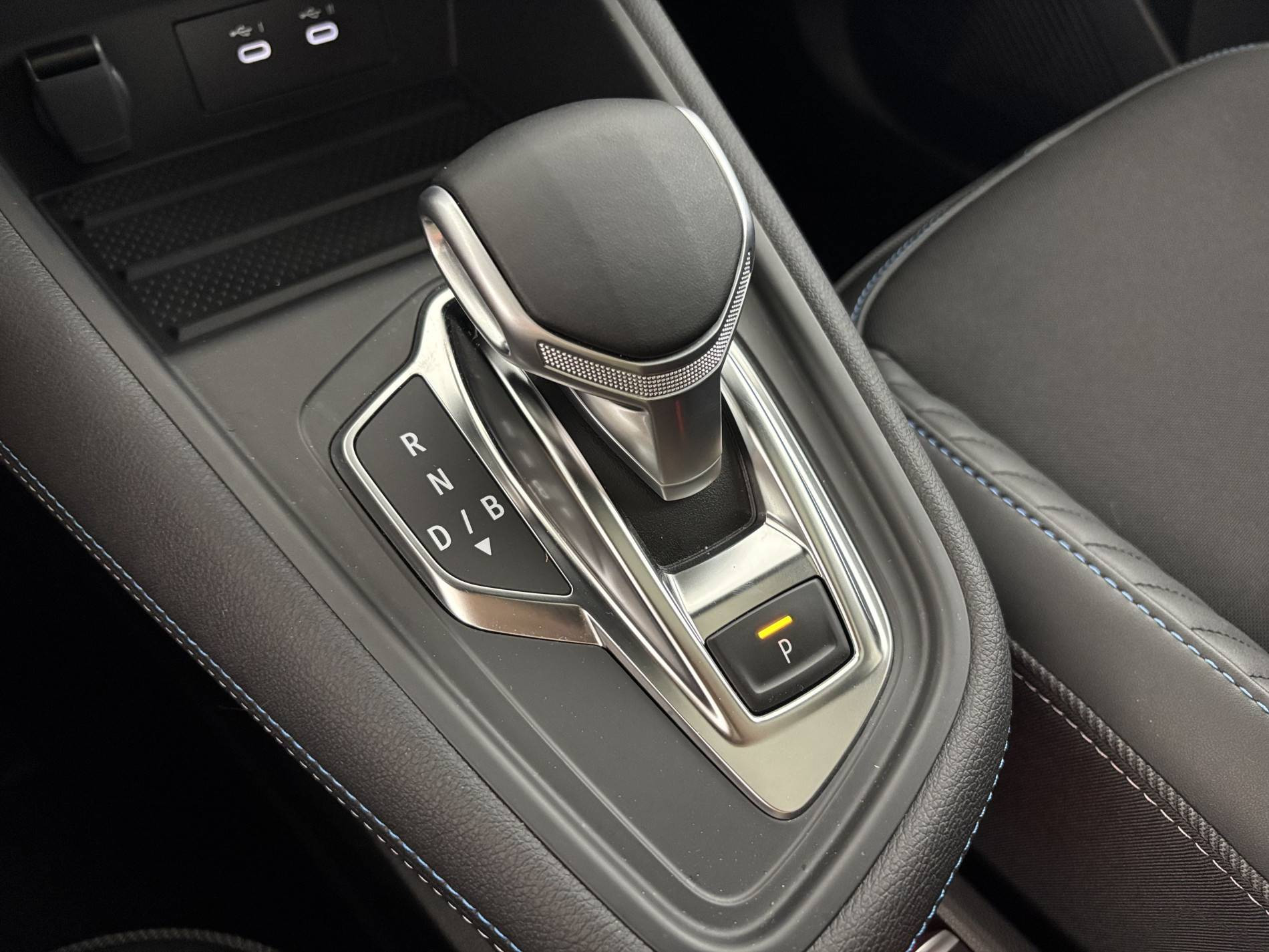 Vente en ligne Renault Symbioz  E-Tech full hybrid 145 au prix de 27 990 €