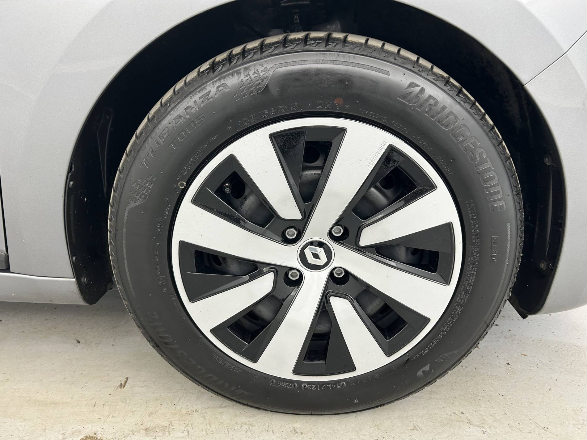 Vente en ligne Renault Clio 5 Clio TCe 90 au prix de 14 400 €