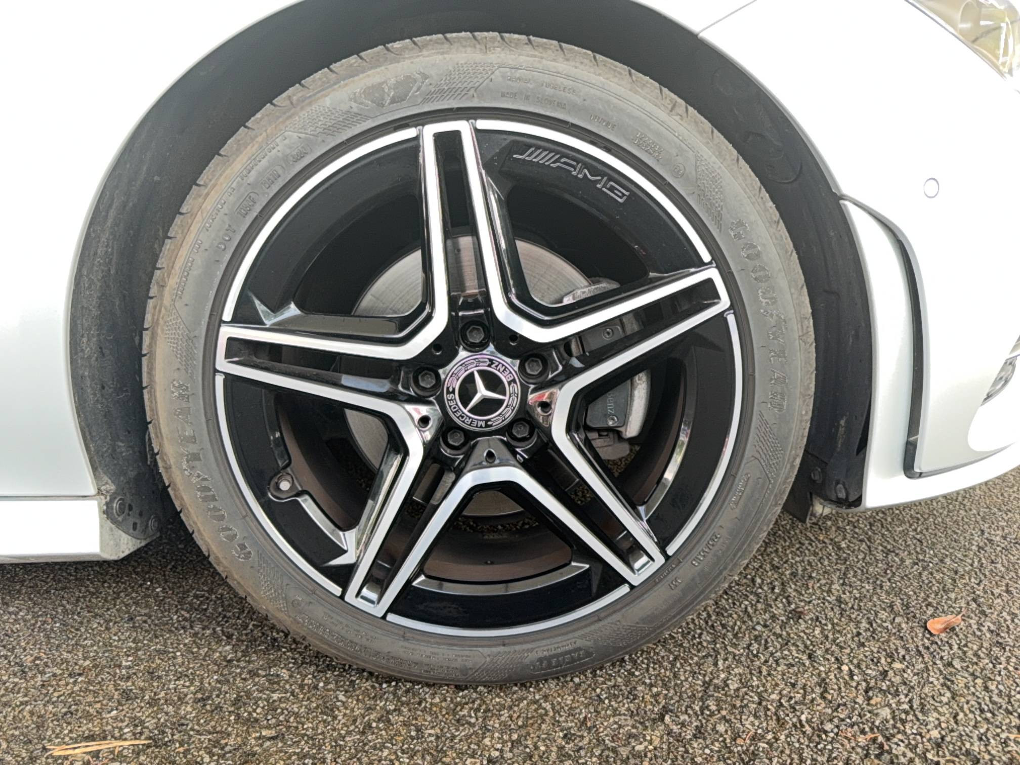 Vente en ligne Mercedes CLA Shooting Brake CLA Coupé 180 d 8G-DCT au prix de 25 990 €