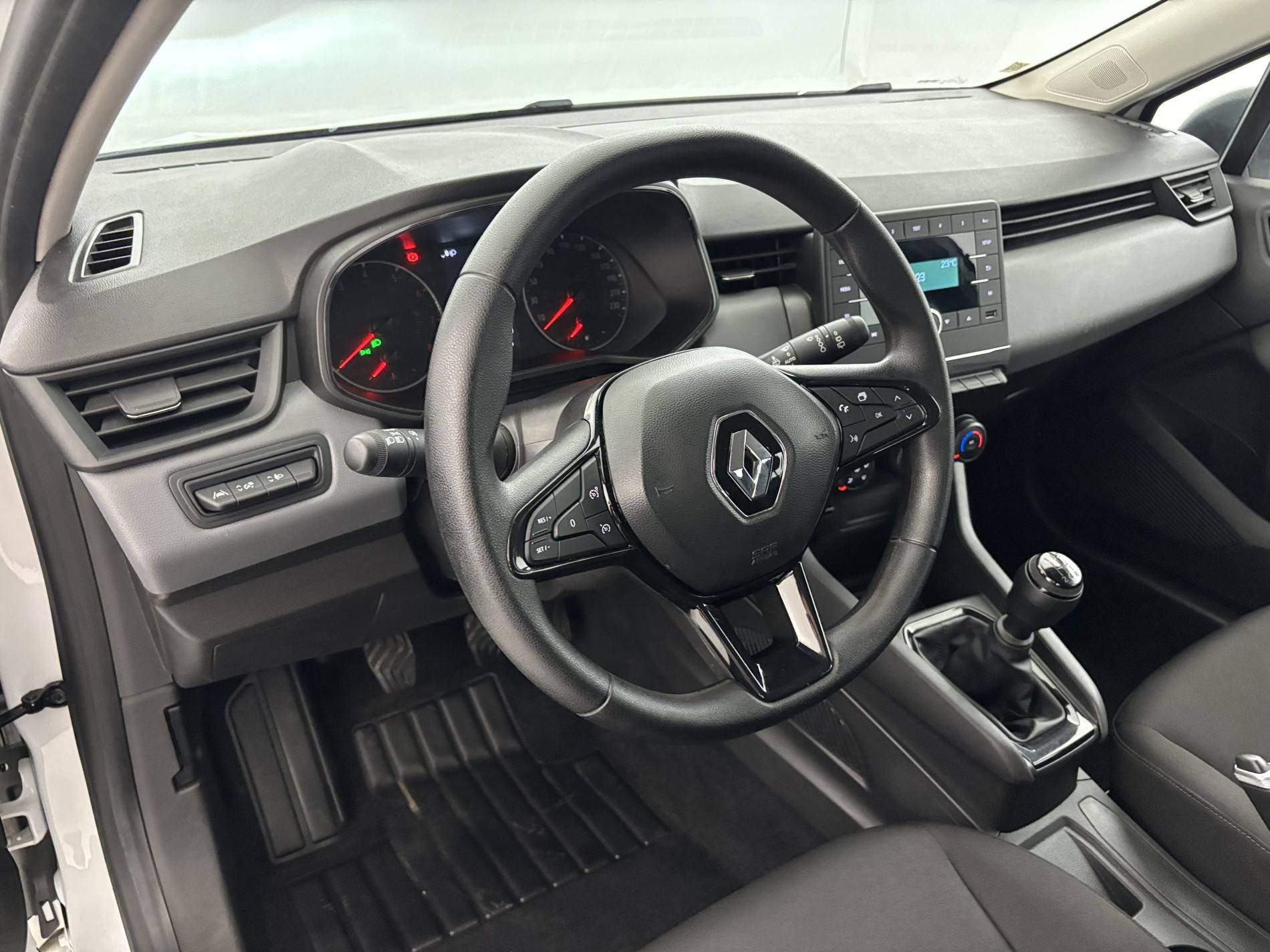 Vente en ligne Renault Clio 5 Clio SCe 65 au prix de 10 990 €