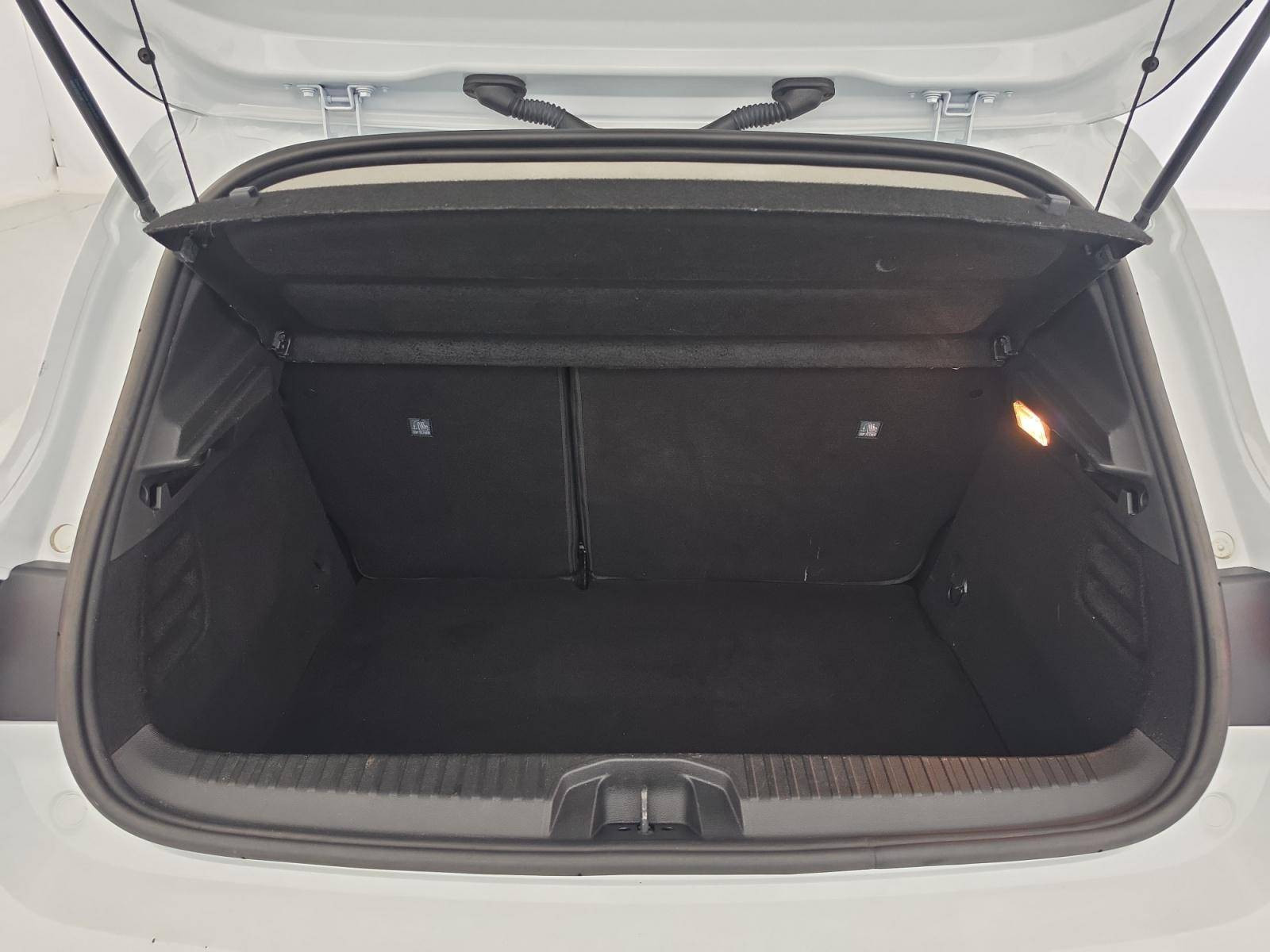 Vente en ligne Renault Clio 5 Clio E-Tech full hybrid 145 au prix de 15 890 €