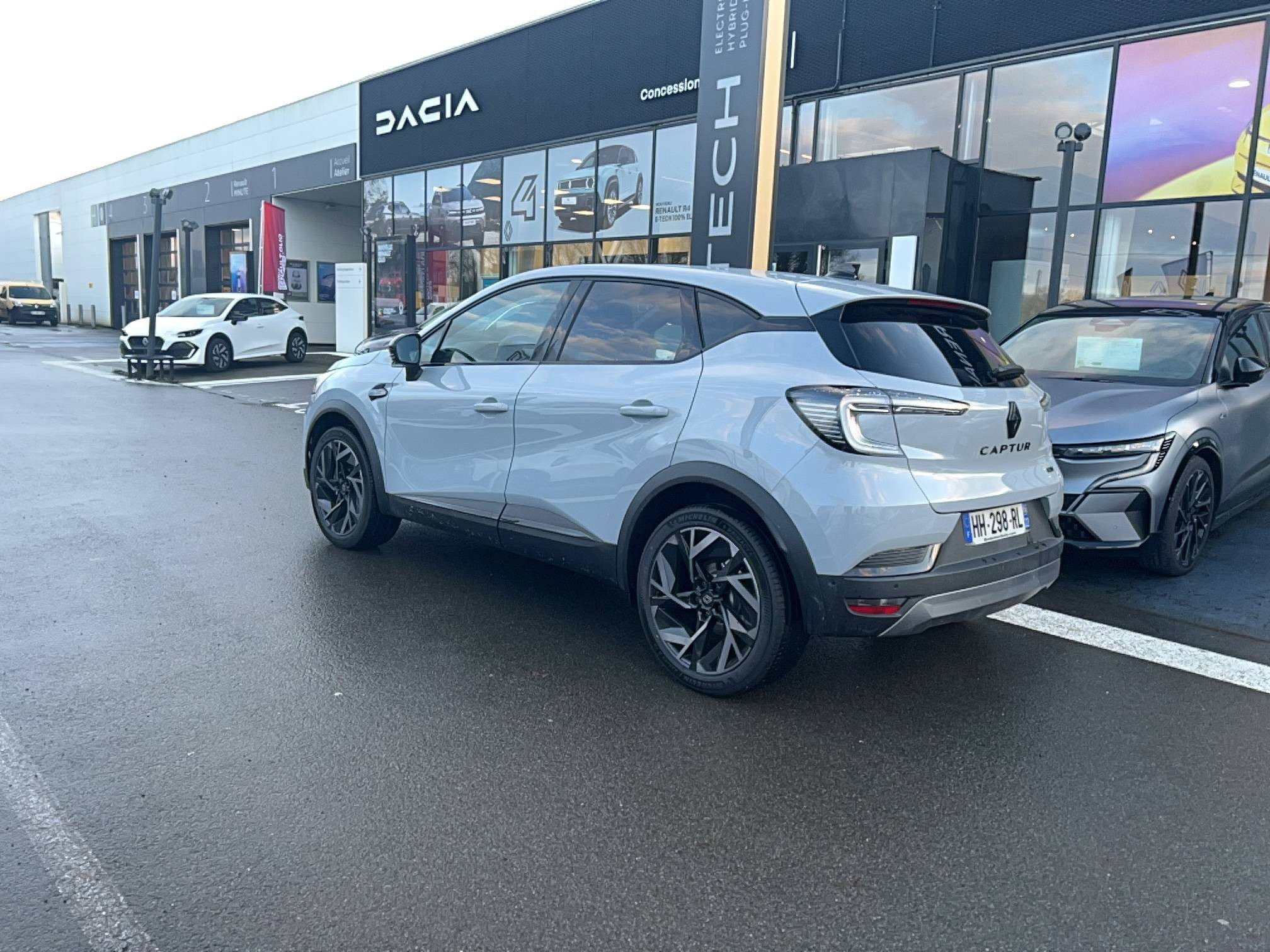 Vente en ligne Renault Captur  E-Tech full hybrid 160 ch au prix de 33 990 €