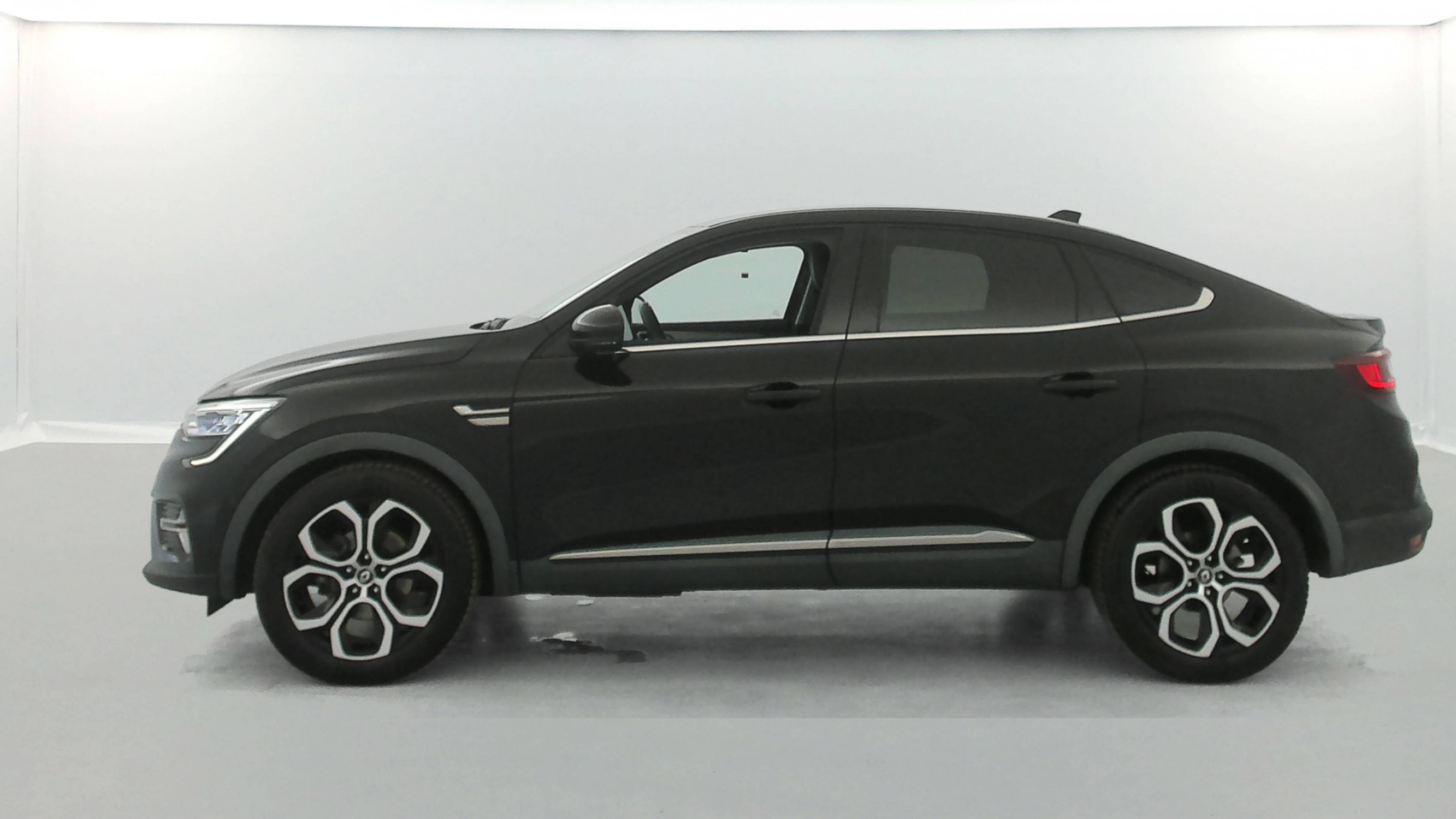 Vente en ligne Renault Arkana  E-Tech 145 - 21B au prix de 19 315 €