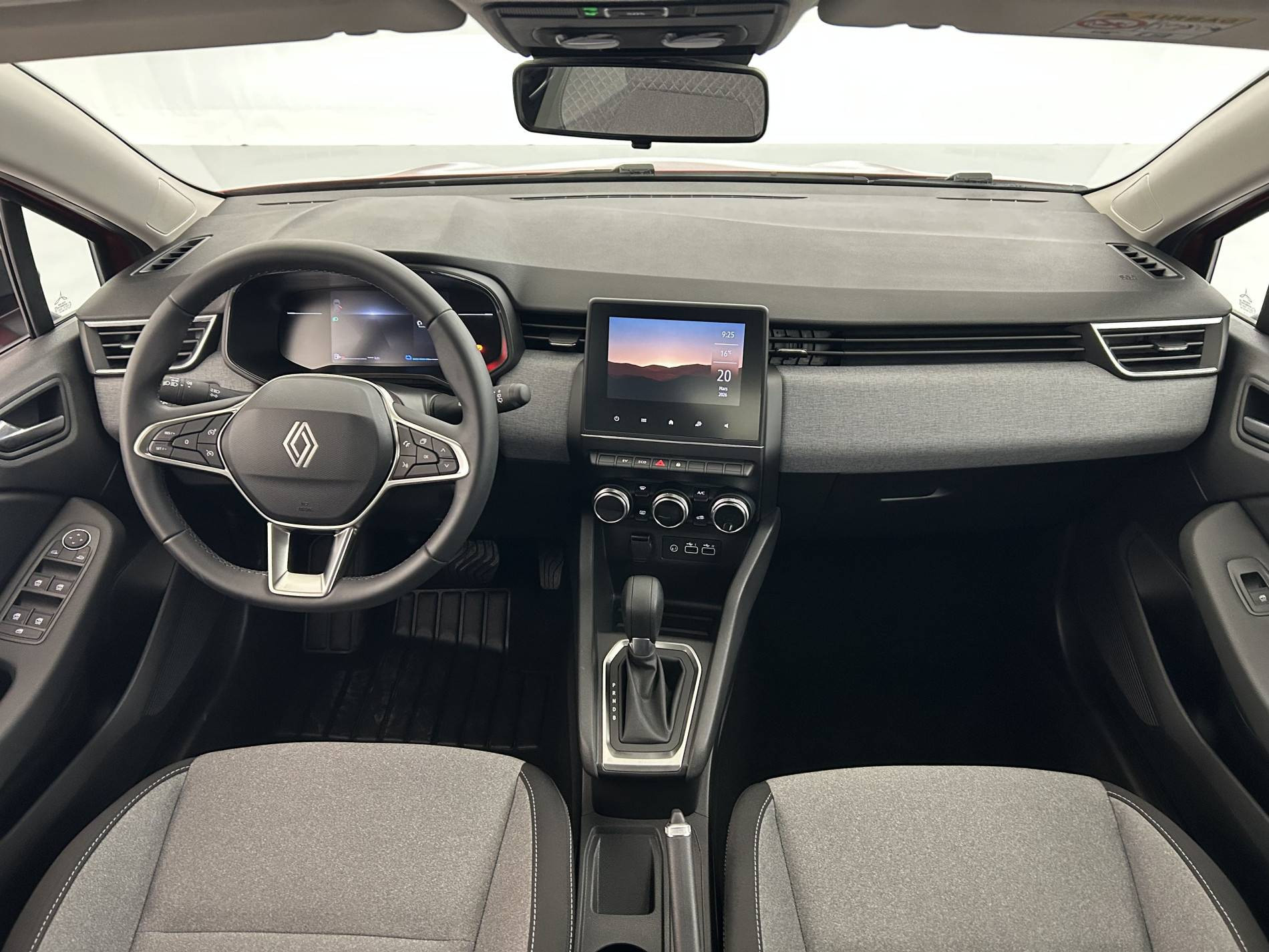 Vente en ligne Renault Clio 5 Clio E-Tech full hybrid 145 ch GSR2 au prix de 20 000 €