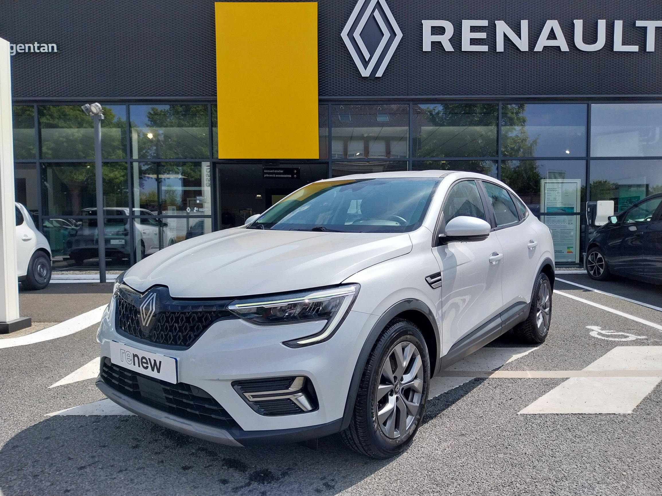Renault Arkana  E-Tech 145 - 23 Evolution occasion de 2024 en vente à Argentan
