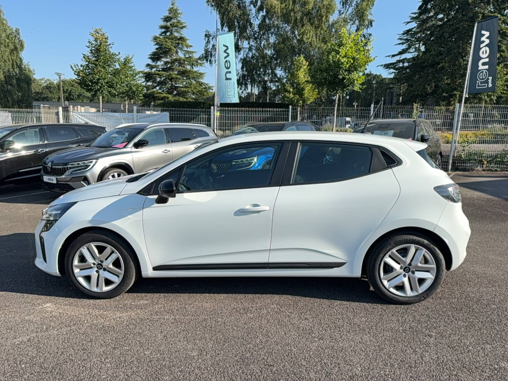 Vente en ligne Renault Clio 5 Clio dCi 100 au prix de 14 990 €