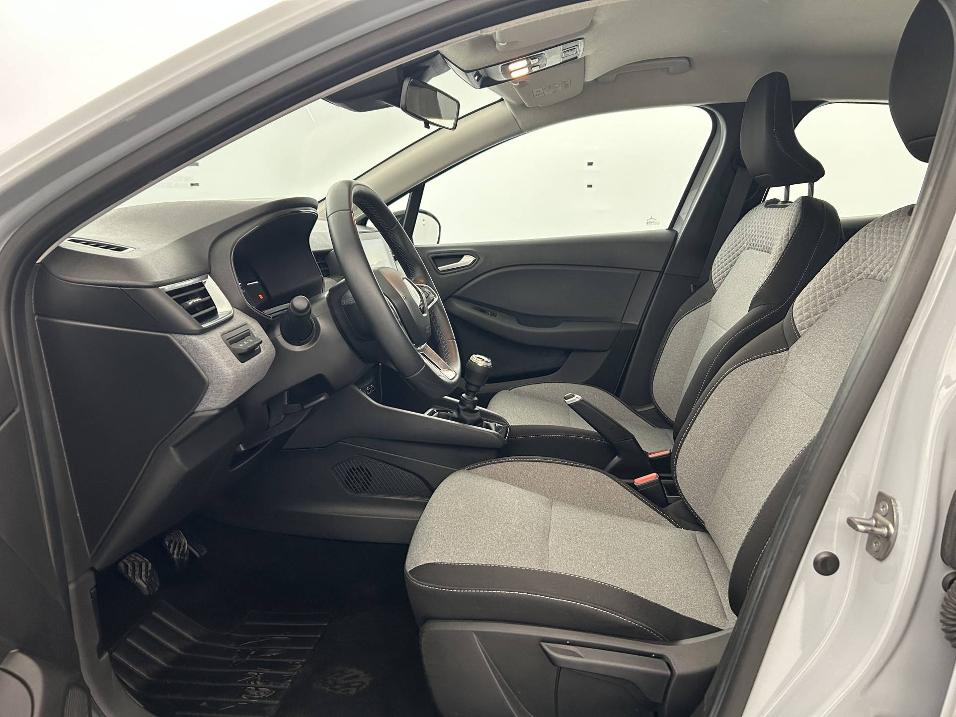 Vente en ligne Renault Clio 5 Clio TCe 90 ch GSR2 au prix de 15 290 €