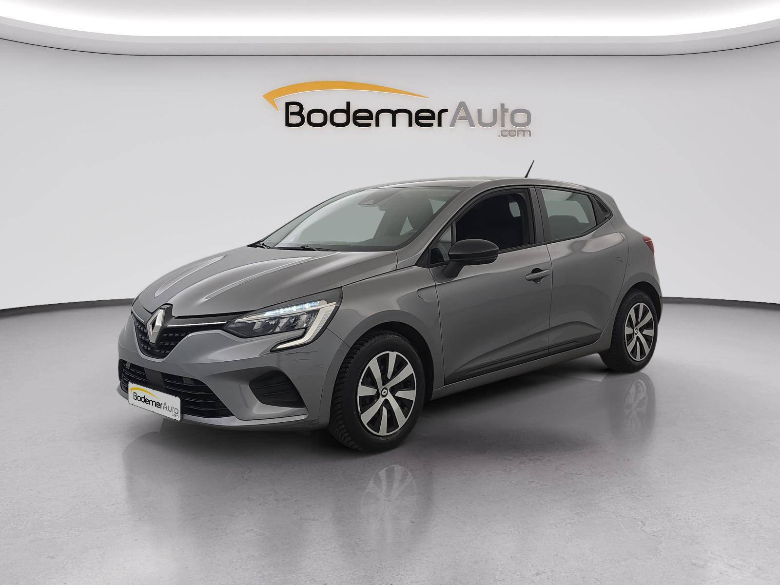 Renault Clio 5 Clio E-Tech full hybrid 145 occasion de 2023 en vente à Ploërmel