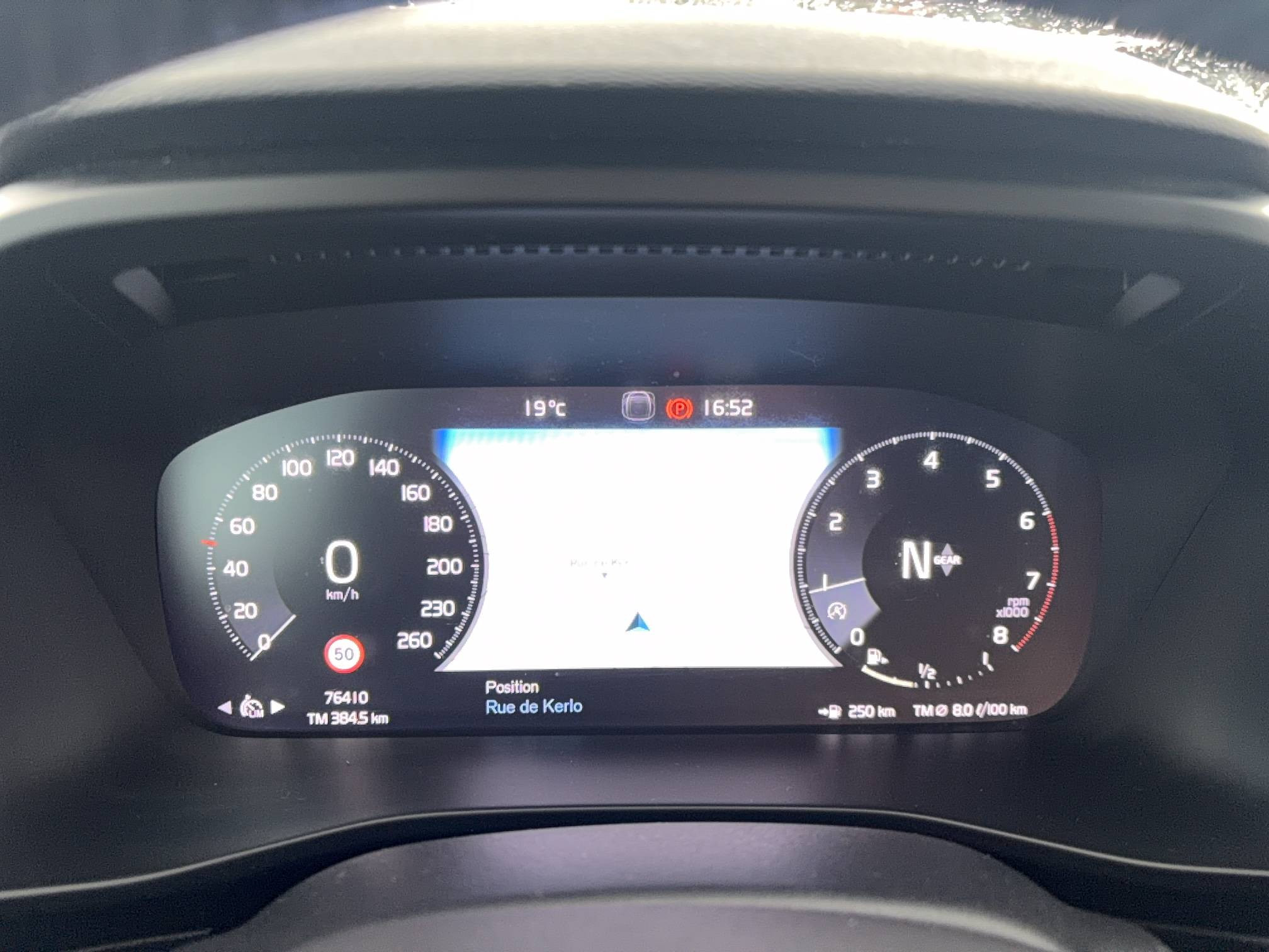 Vente en ligne Volvo XC40 XC40 T2 129 ch au prix de 21 490 €