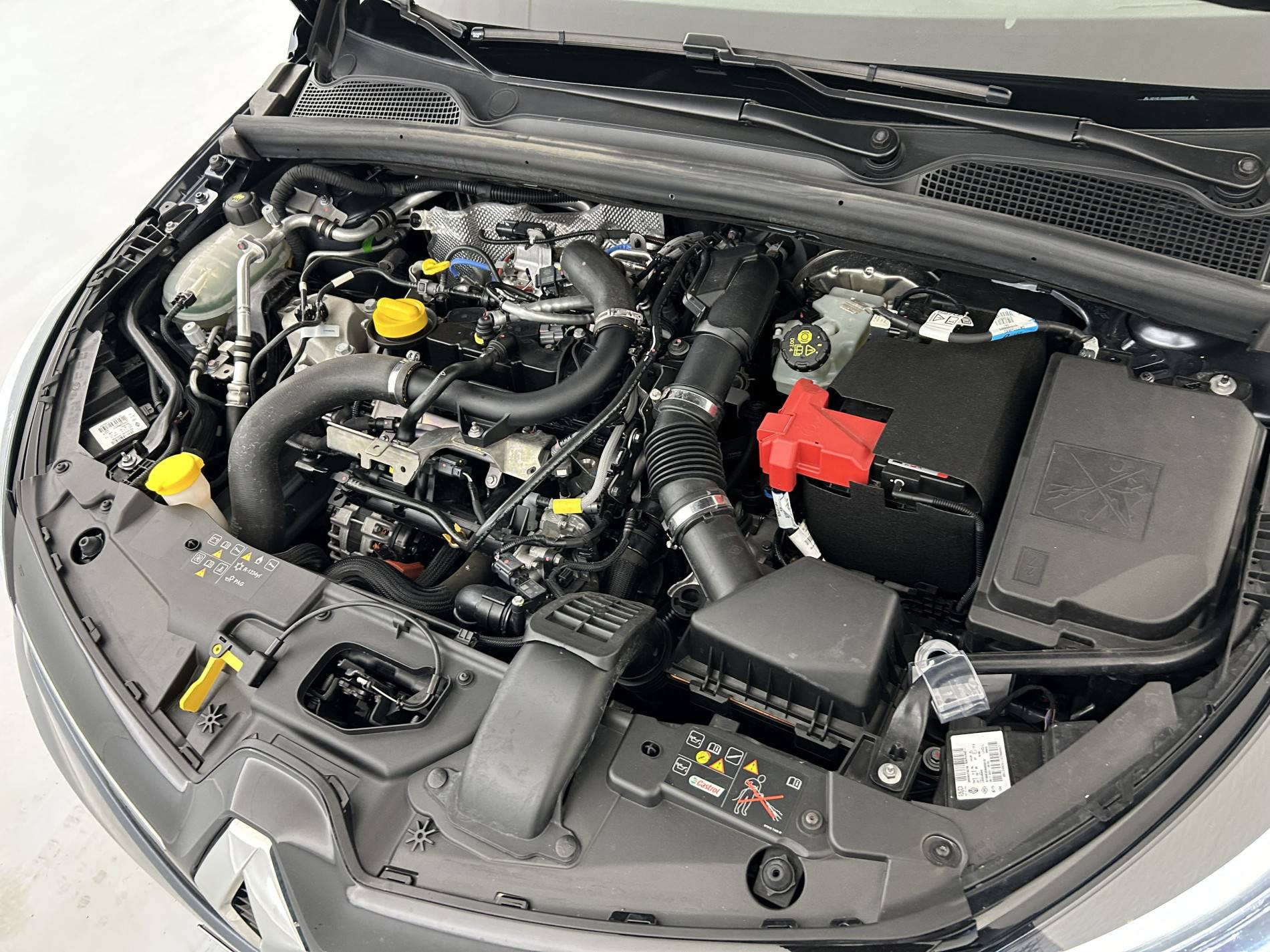 Vente en ligne Renault Clio 5 Clio TCe 90 - 21 au prix de 13 490 €