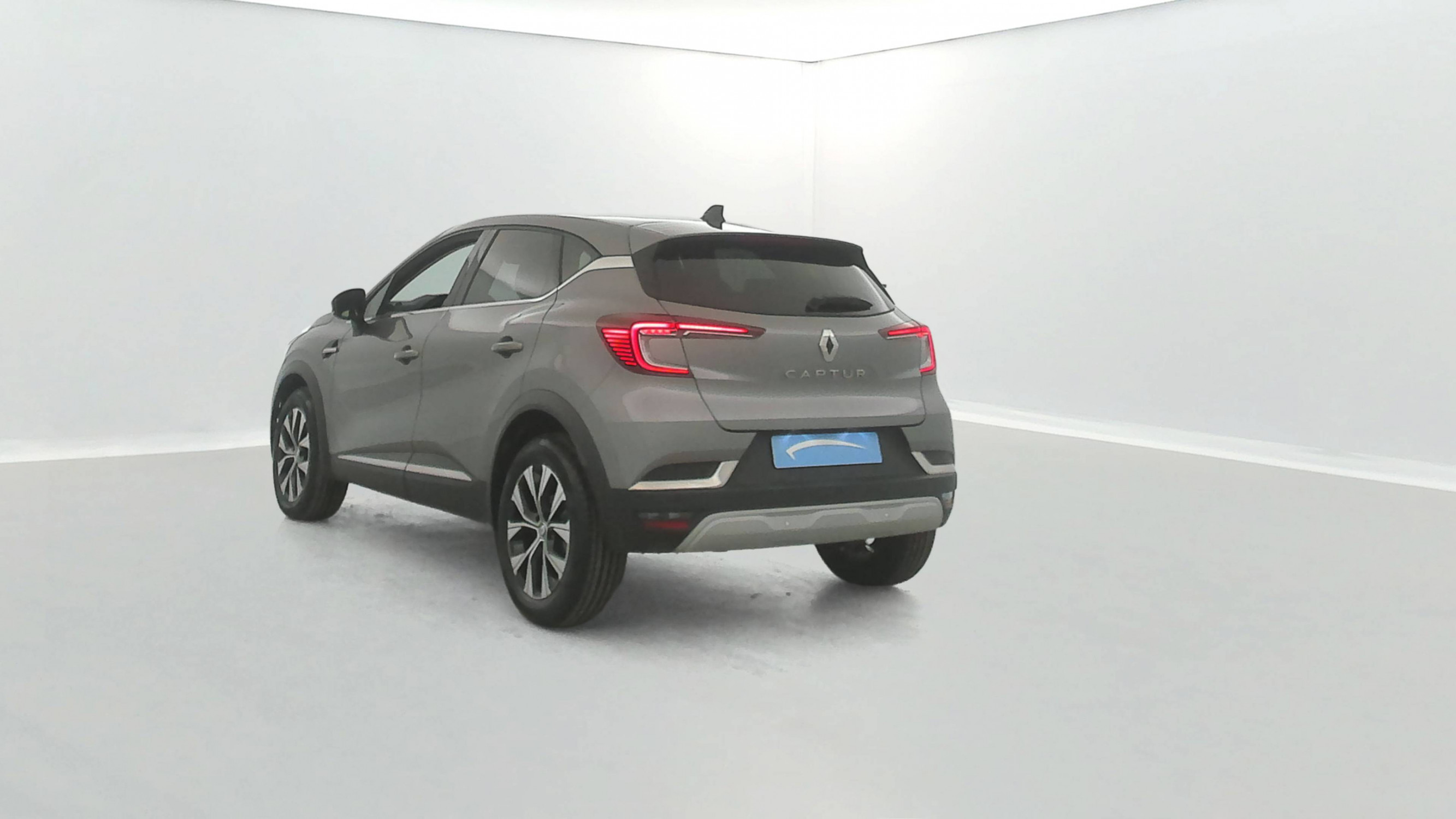 Vente en ligne Renault Captur  mild hybrid 140 au prix de 17 990 €