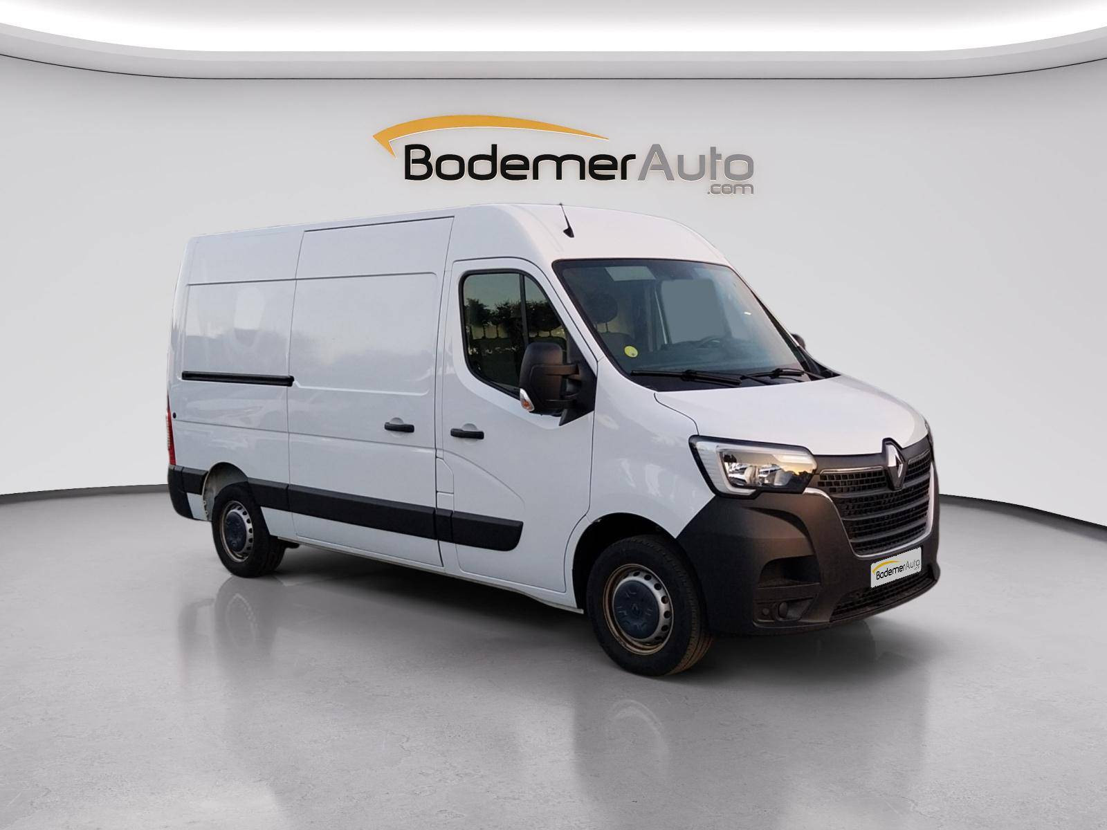 Vente en ligne Renault Master Fourgon MASTER FGN TRAC F3500 L2H2 BLUE DCI 135 au prix de 25 990 €