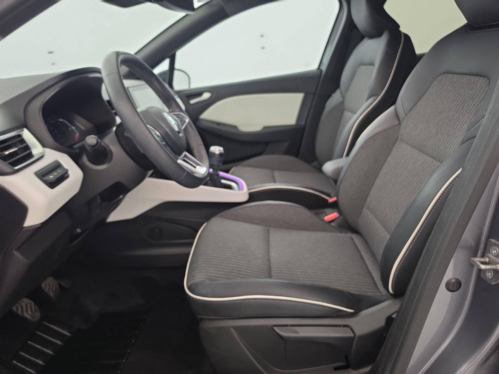 Vente en ligne Renault Clio 5 Clio TCe 90 au prix de 15 490 €