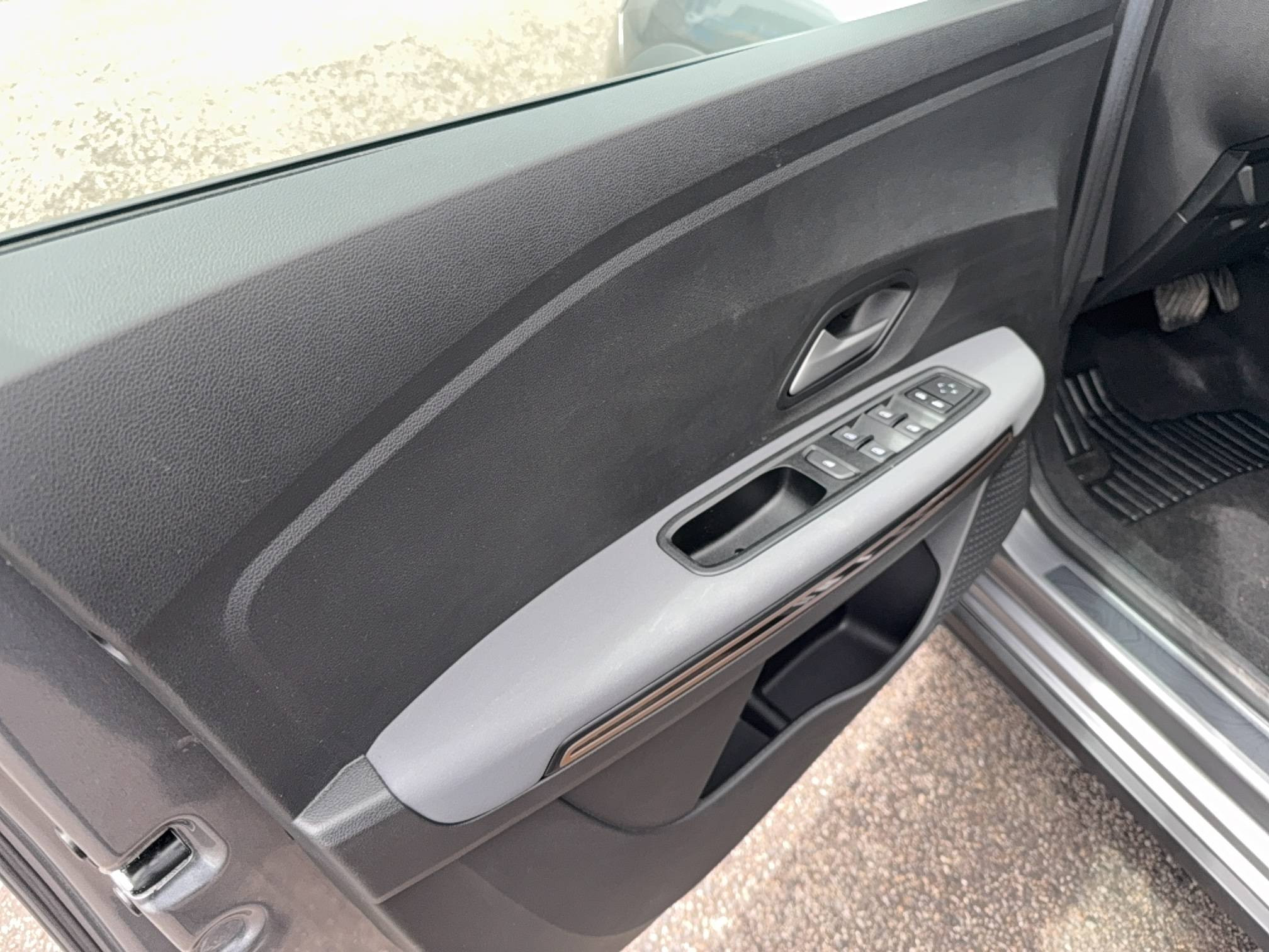 Vente en ligne Dacia Jogger  Hybrid 140 7 places GSR2 au prix de 25 890 €