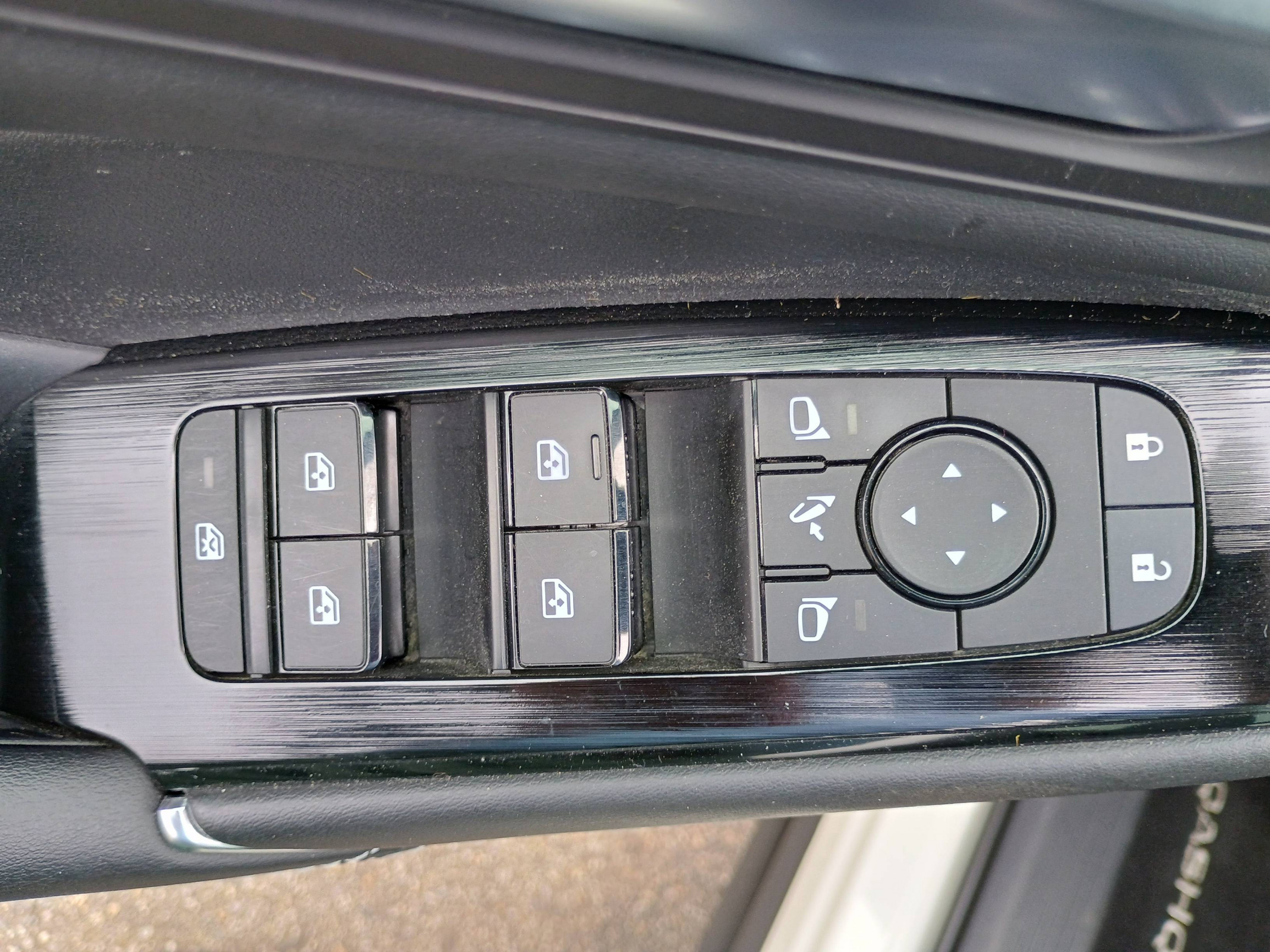 Vente en ligne Nissan Qashqai Qashqai Mild Hybrid 140 ch au prix de 19 990 €
