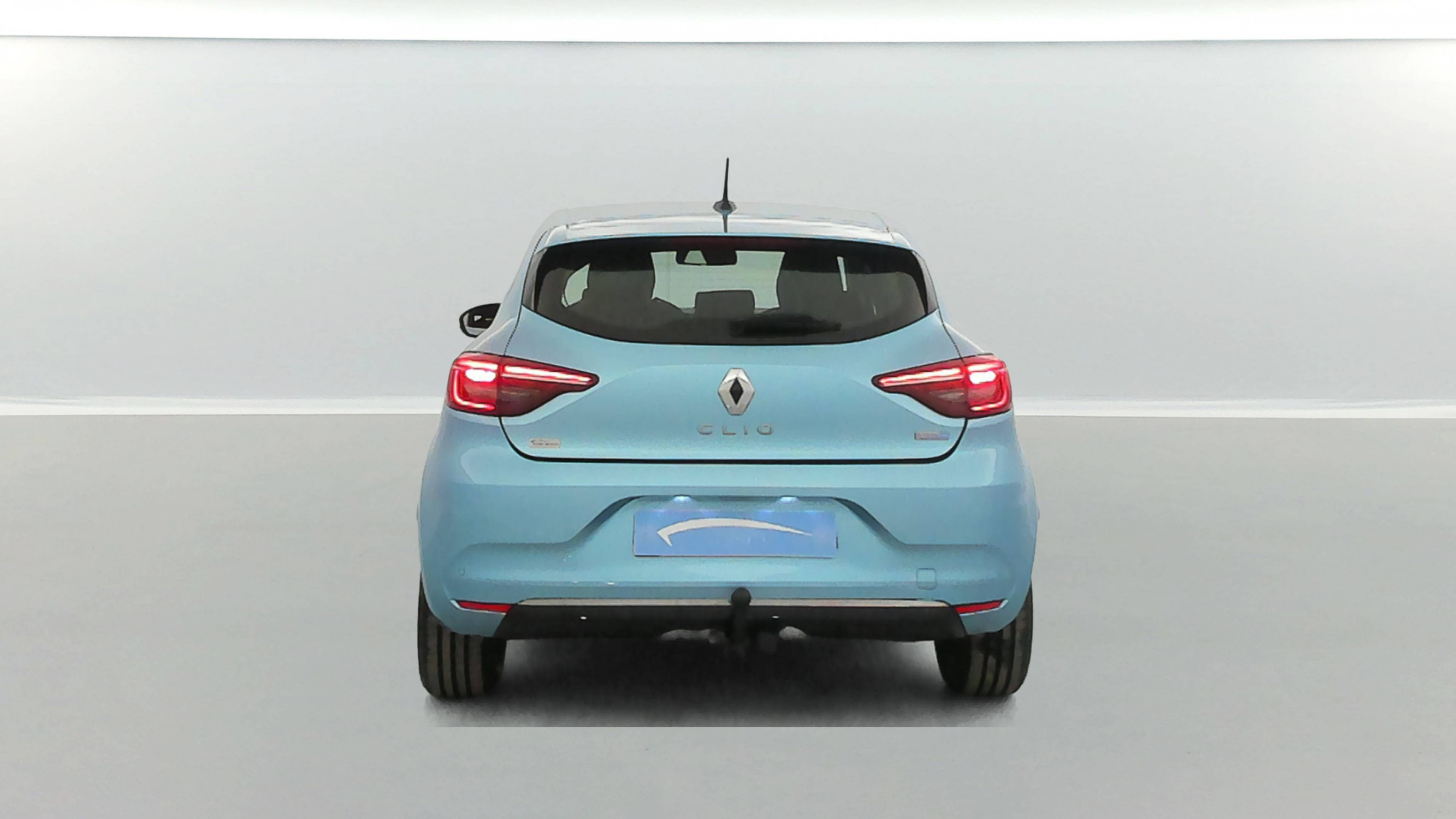 Vente en ligne Renault Clio 5 Clio E-Tech 140 - 21N au prix de 18 499 €