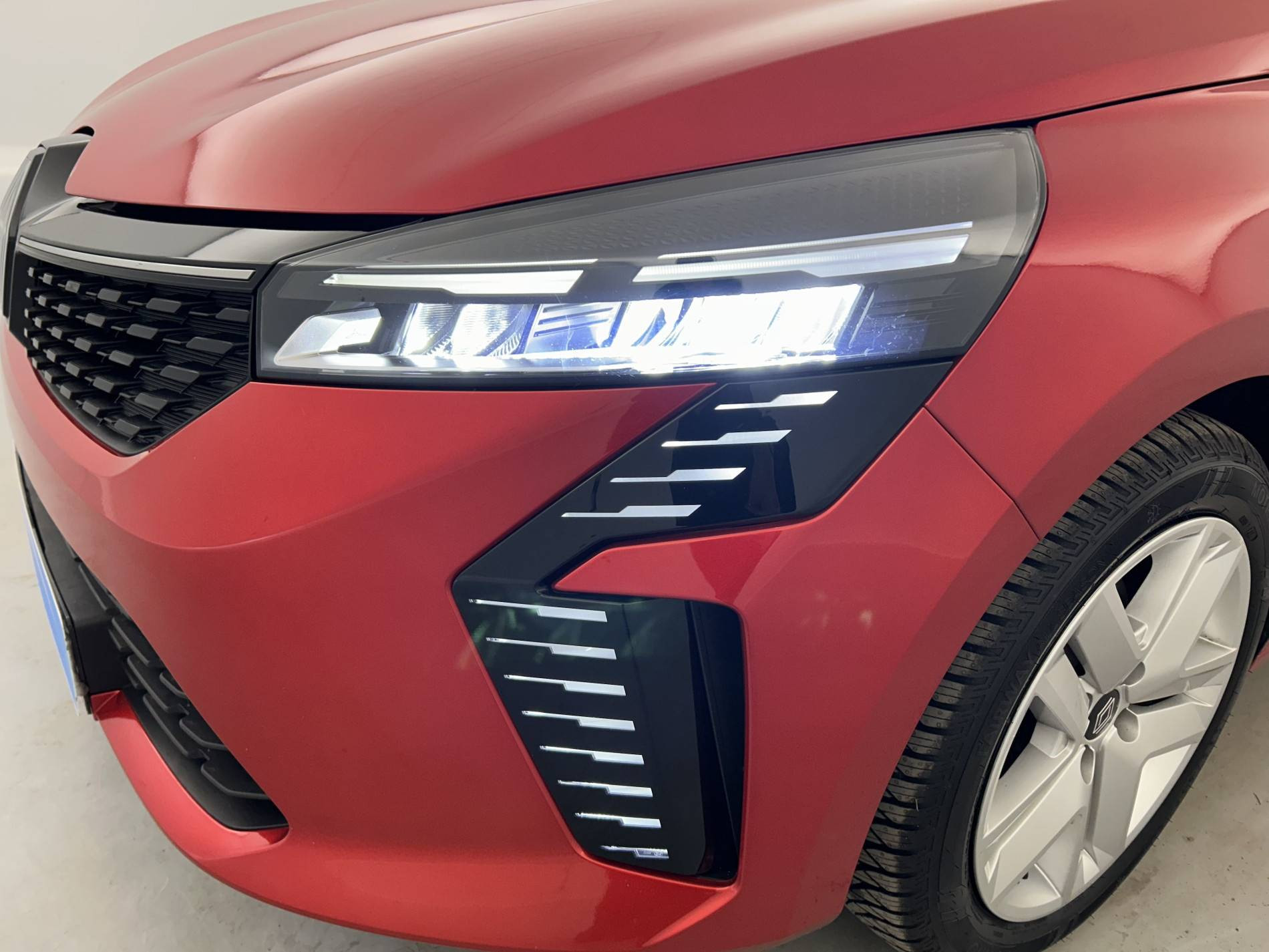 Vente en ligne Renault Clio 5 Clio E-Tech full hybrid 145 ch GSR2 au prix de 21 990 €