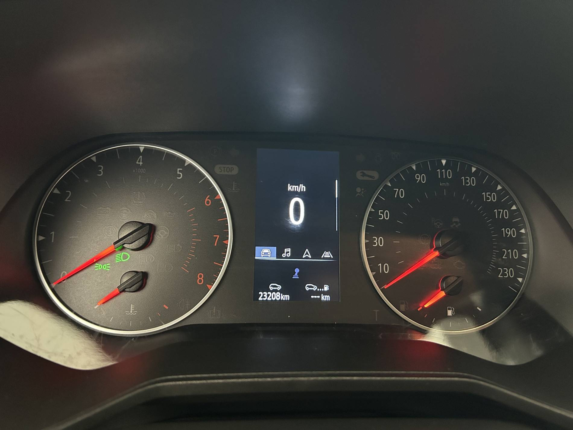 Vente en ligne Renault Clio 5 Clio SCe 65 au prix de 12 790 €
