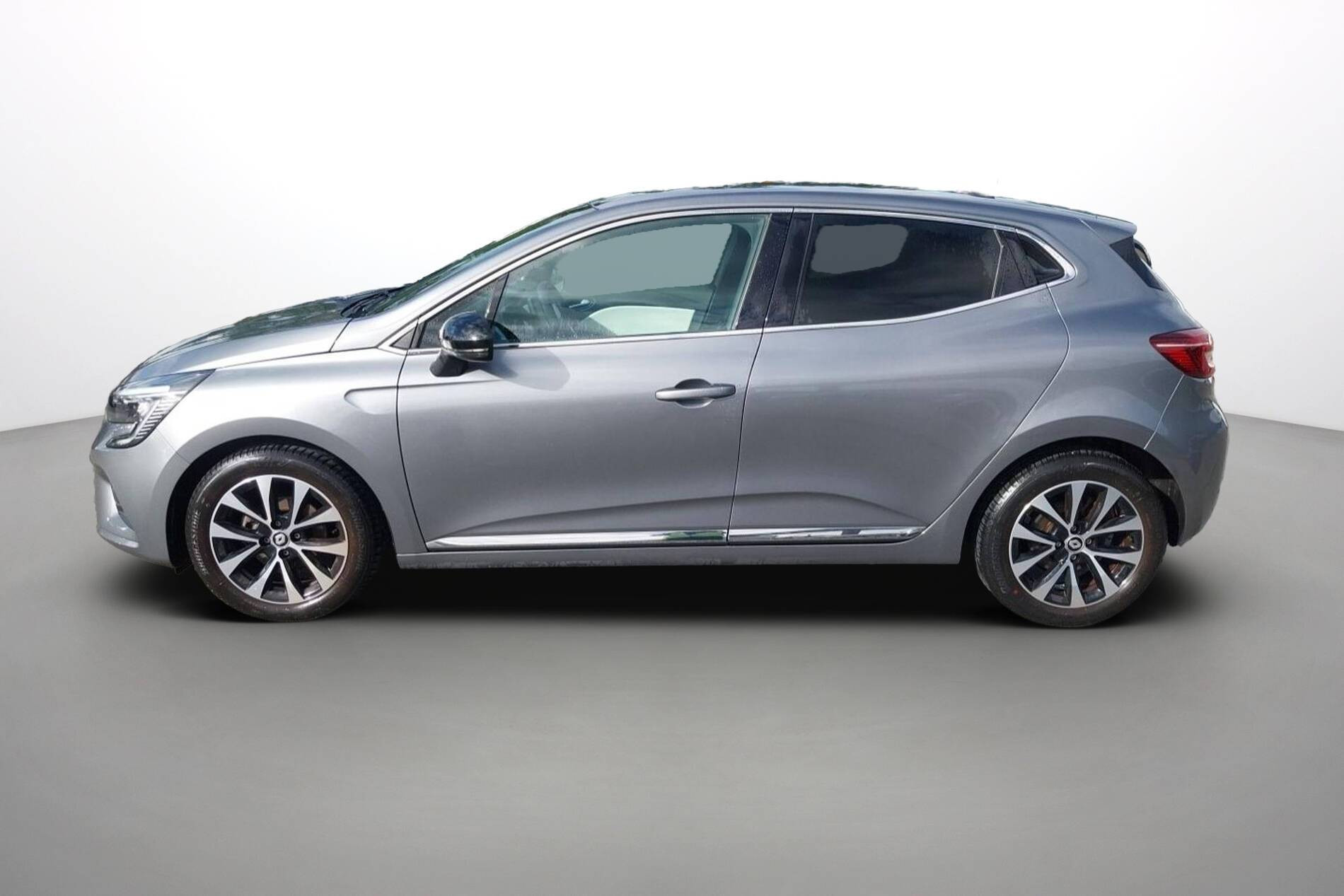 Vente en ligne Renault Clio 5 Clio TCe 90 au prix de 14 990 €