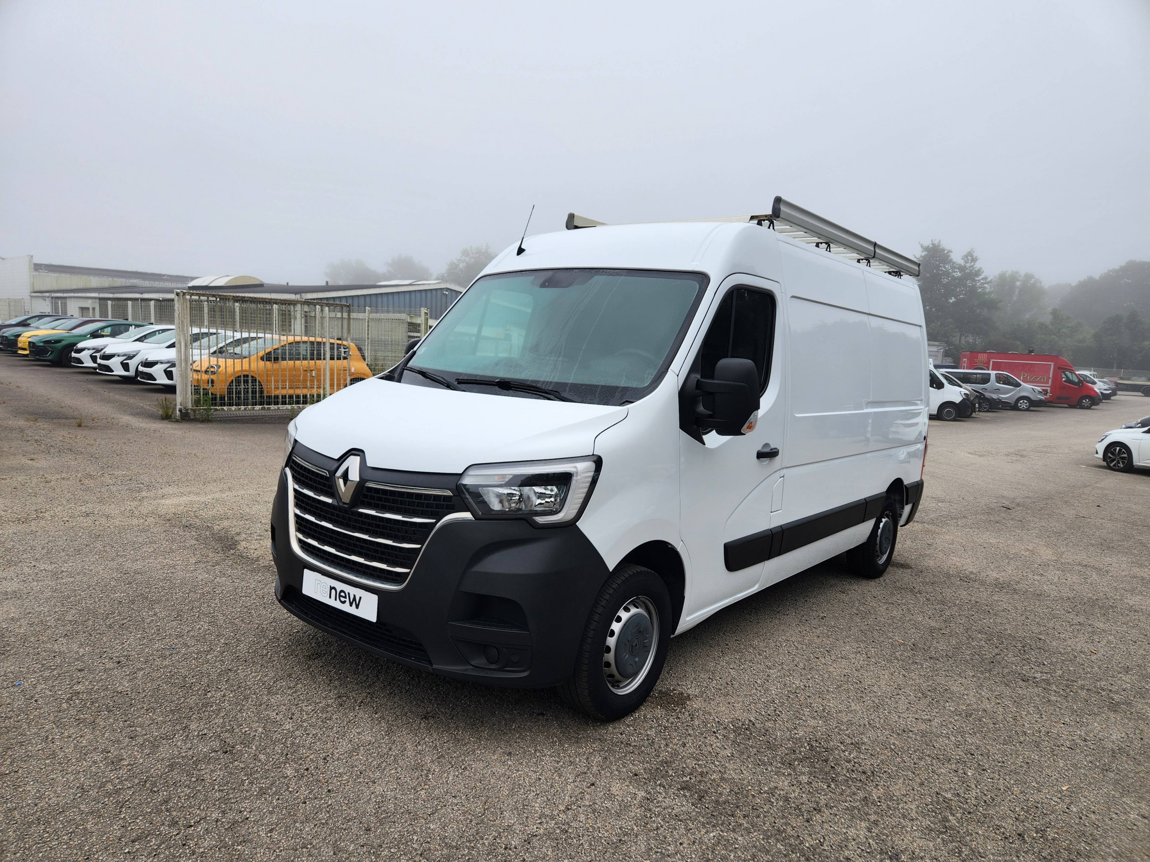 Renault Master Fourgon MASTER FGN TRAC F3300 L2H2 BLUE DCI 135 occasion de 2022 en vente à Morlaix
