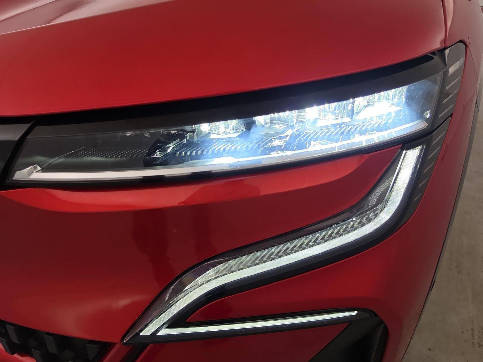 Vente en ligne Renault Megane E-Tech  EV60 220 ch super charge au prix de 23 990 €