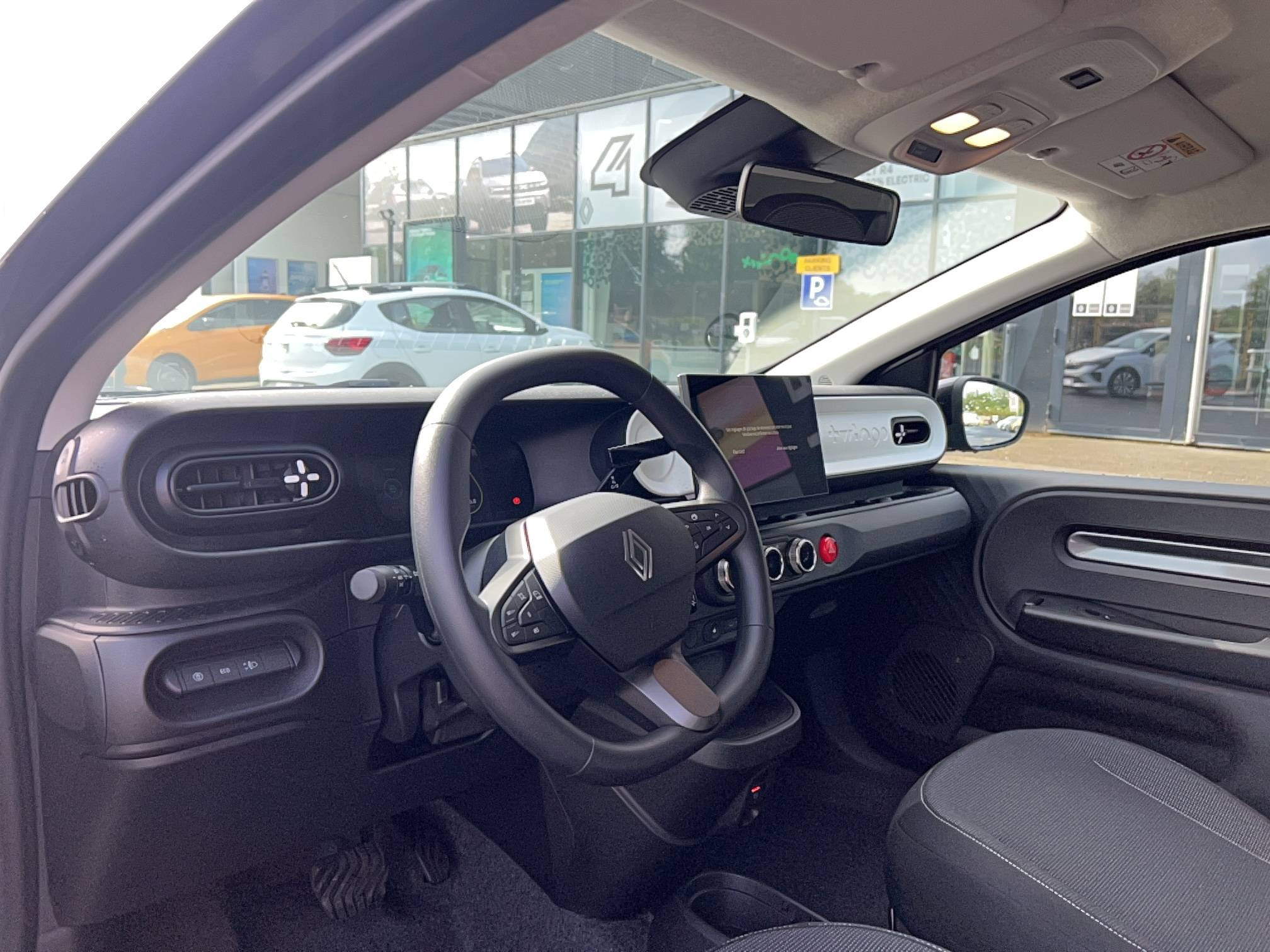 Vente en ligne Renault Twingo Electrique  80 ch autonomie urbaine au prix de 20 590 €