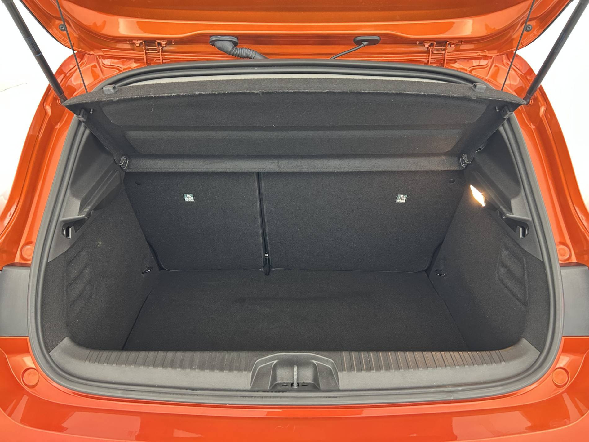 Vente en ligne Renault Clio 5 Clio E-Tech full hybrid 145 au prix de 18 890 €
