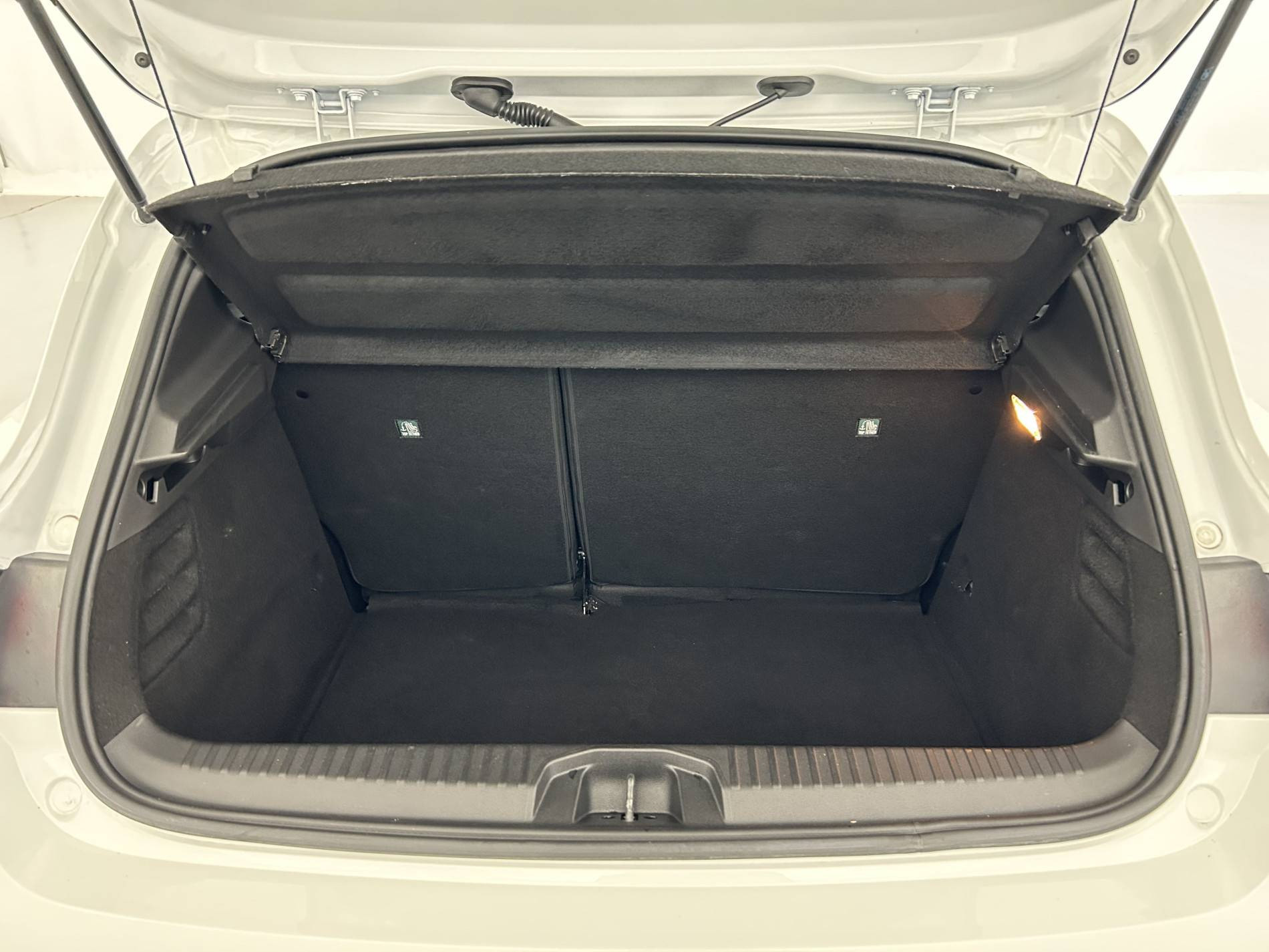 Vente en ligne Renault Clio 5 Clio TCe 90 - 21N au prix de 13 790 €