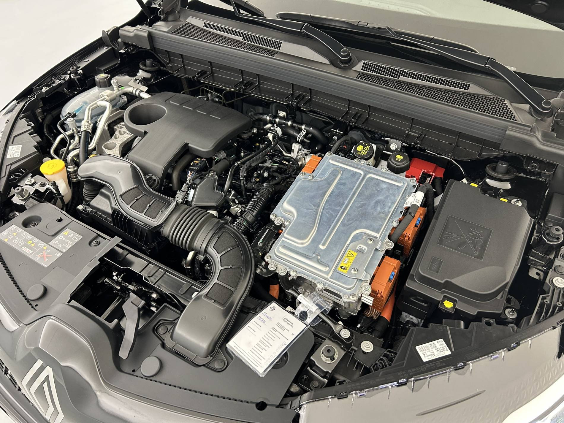 Vente en ligne Renault Arkana  E-Tech full hybrid 145 GSR2 au prix de 29 990 €