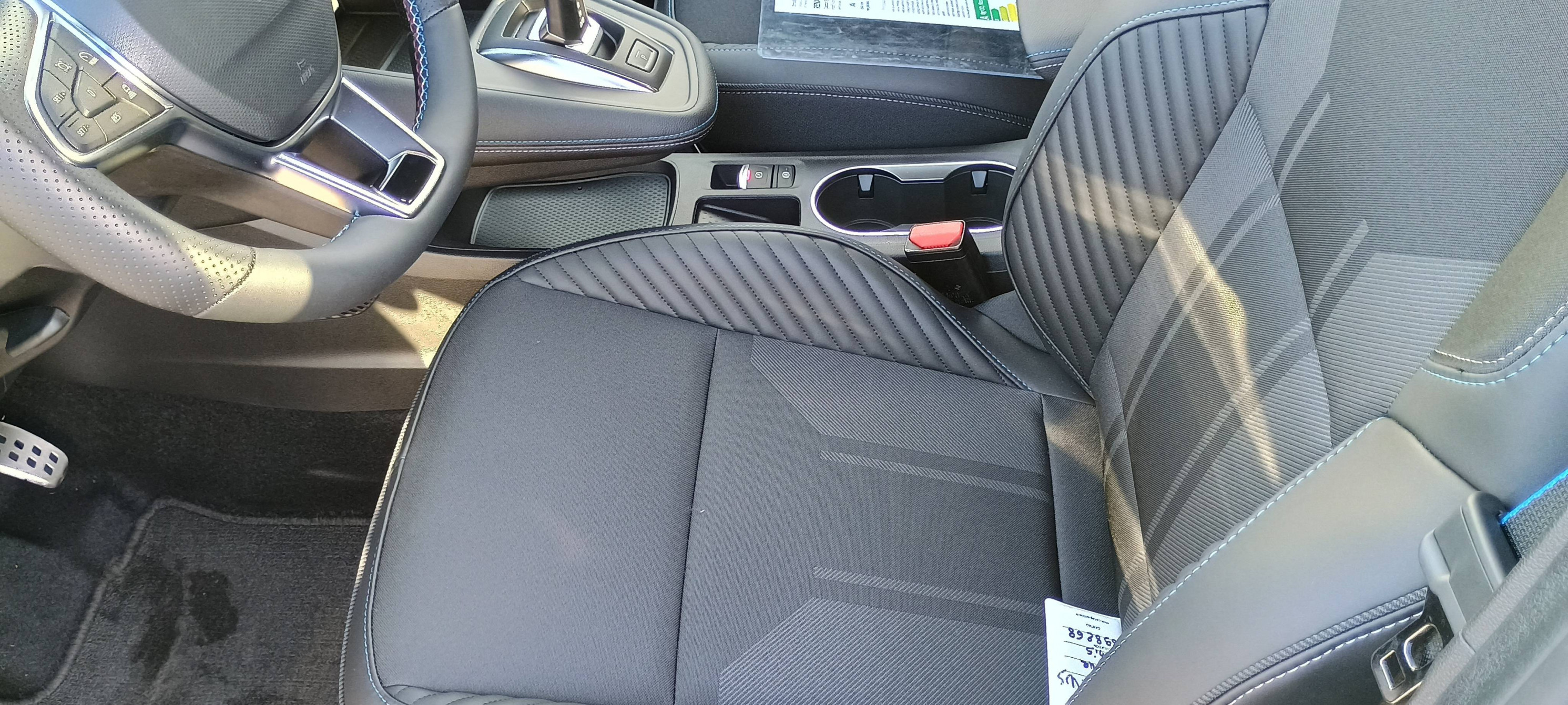 Vente en ligne Renault Captur  E-Tech full hybrid 160 ch au prix de 30 990 €