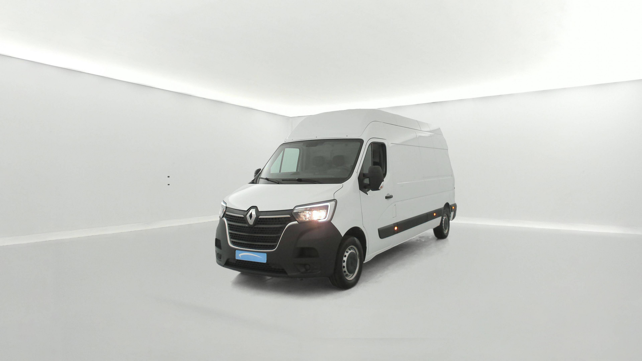 Renault Master Fourgon MASTER FGN TRAC F3500 L3H3 BLUE DCI 135 occasion de 2024 en vente à Cherbourg